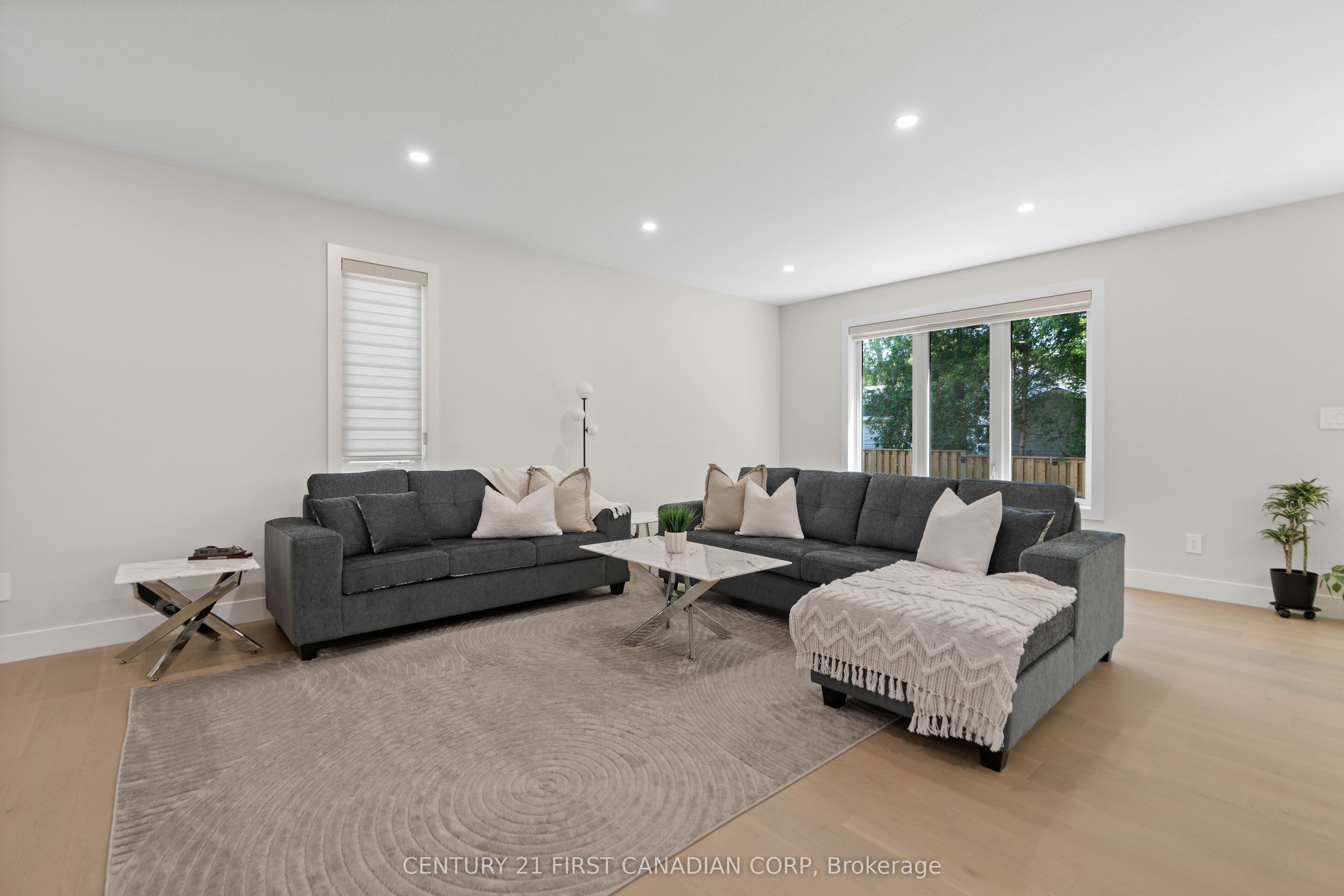 8-7966 Fallon Drive Property Photo 17
