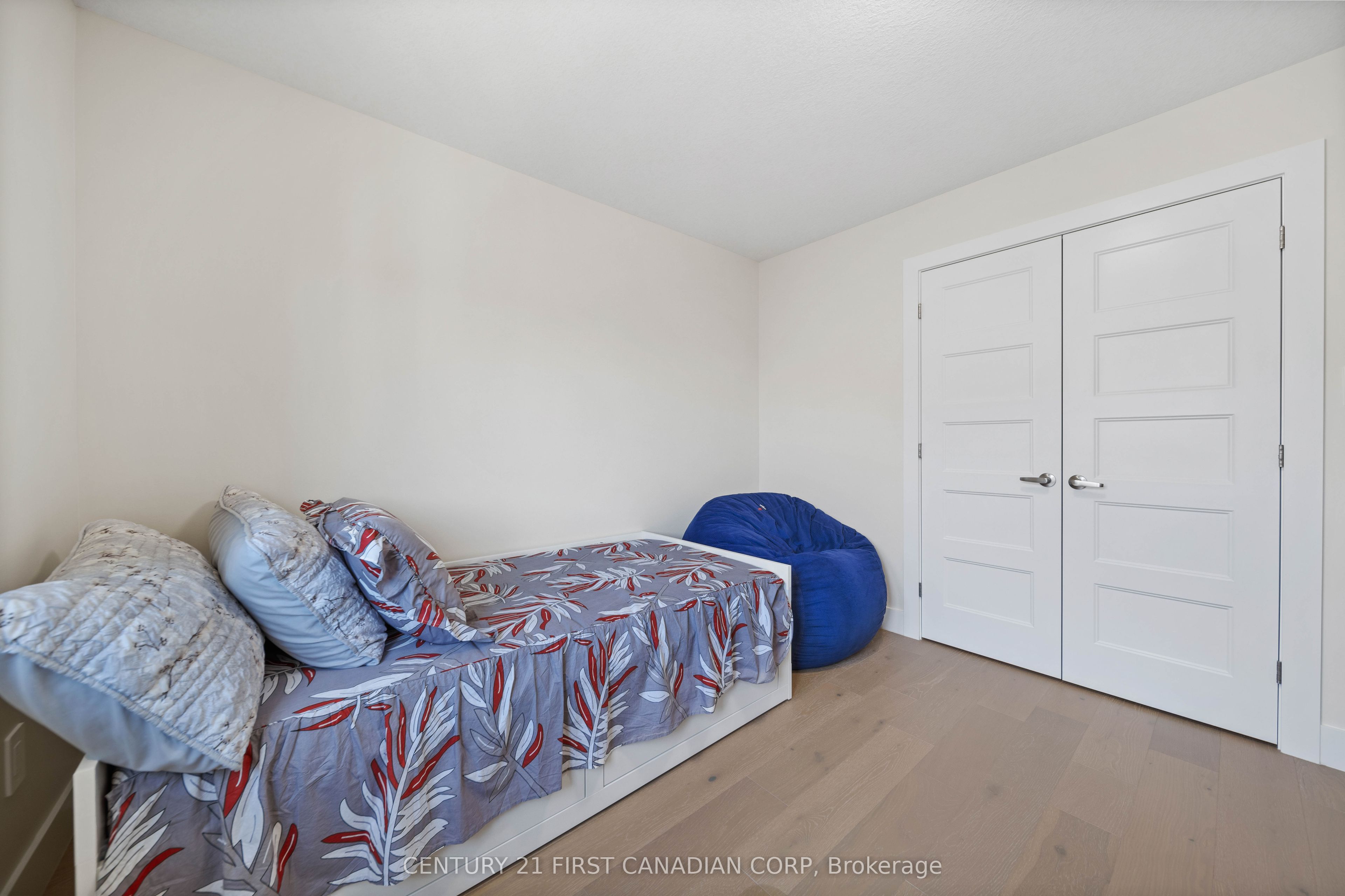 8-7966 Fallon Drive Property Photo 33
