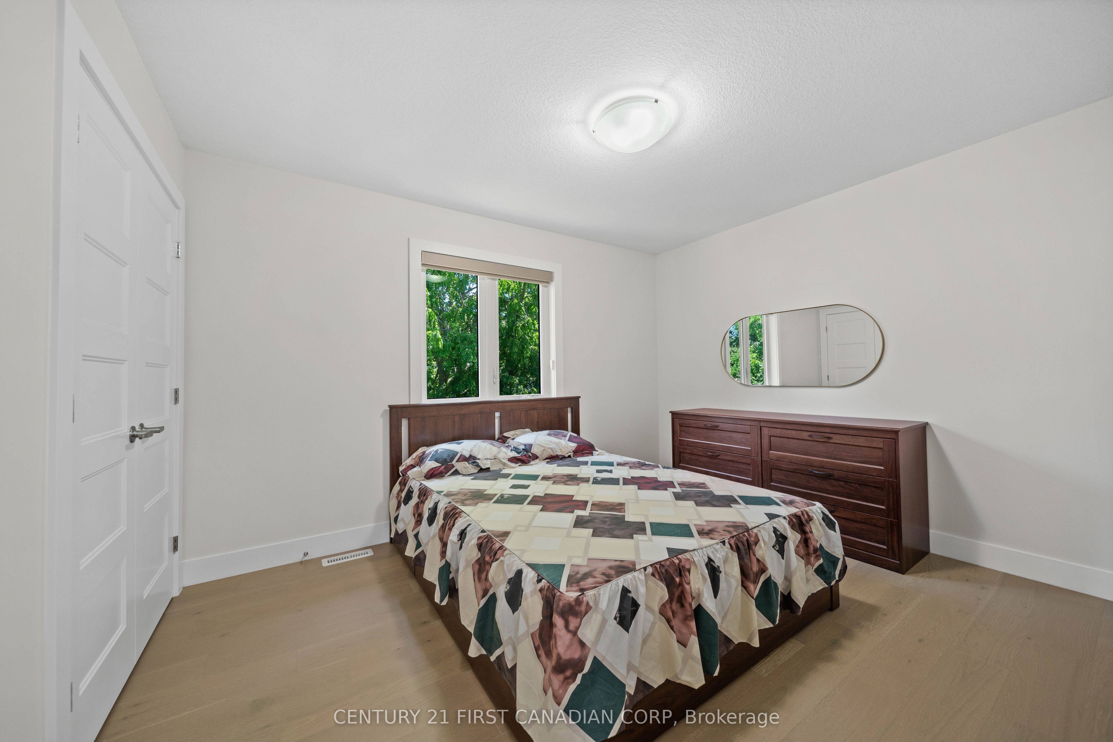 8-7966 Fallon Drive Property Photo 37