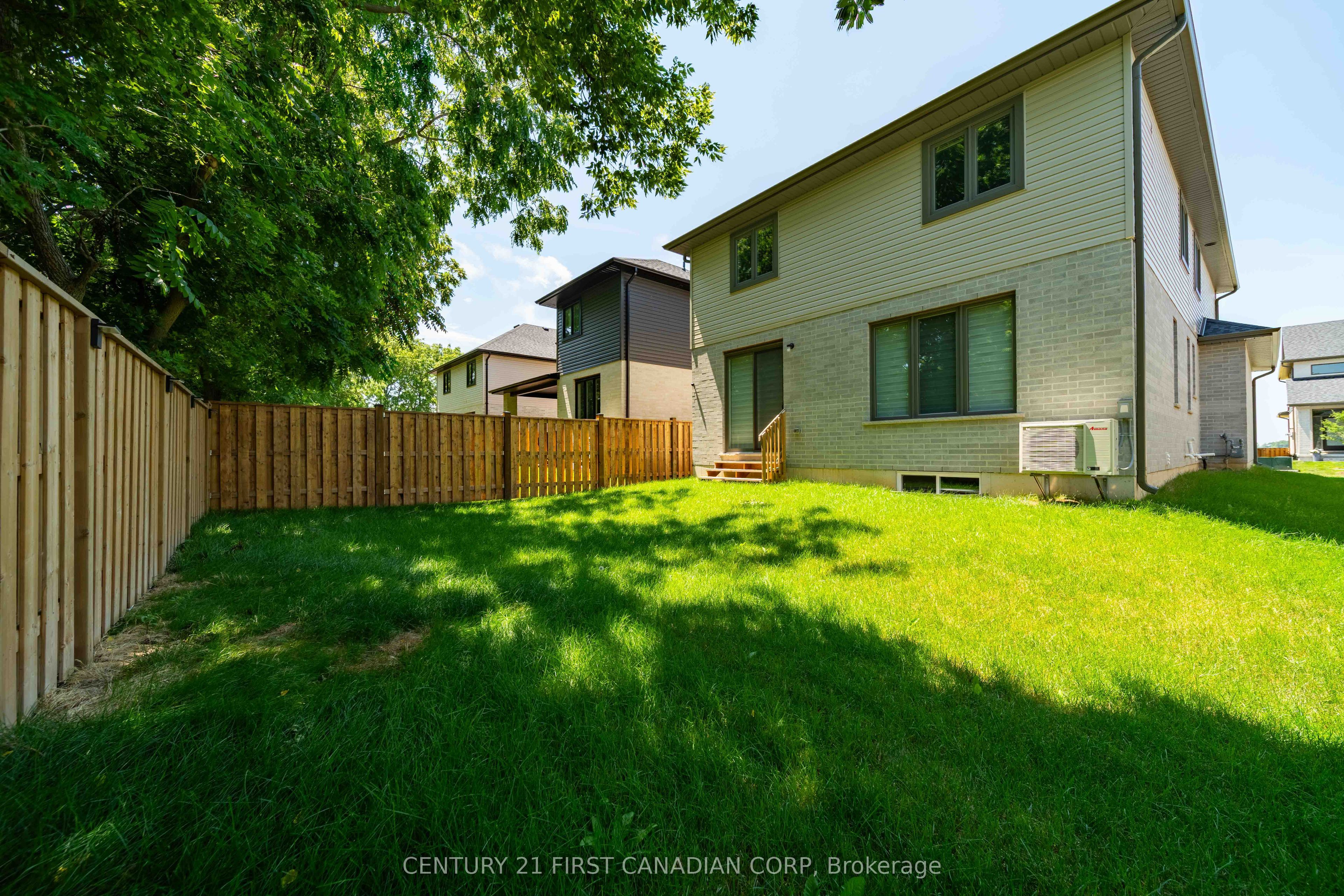 8-7966 Fallon Drive Property Photo 41