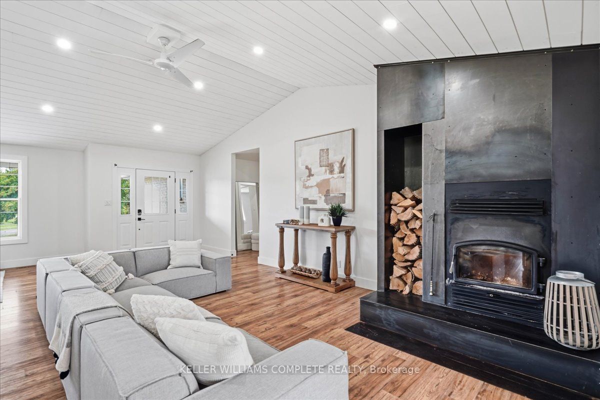 16 Bonisteel Road Property Photo 6