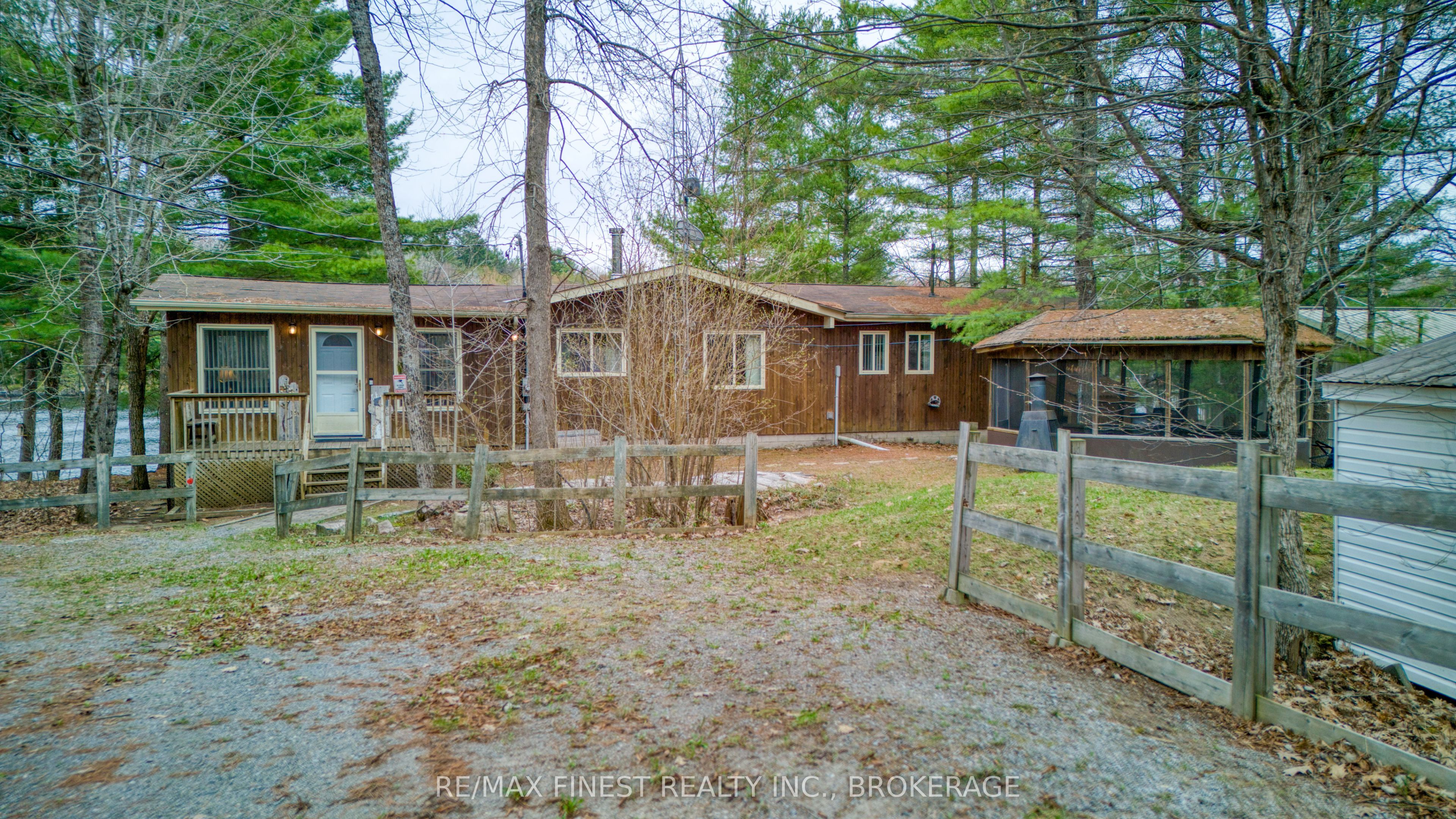 1046 Turner Way Property Photo 2