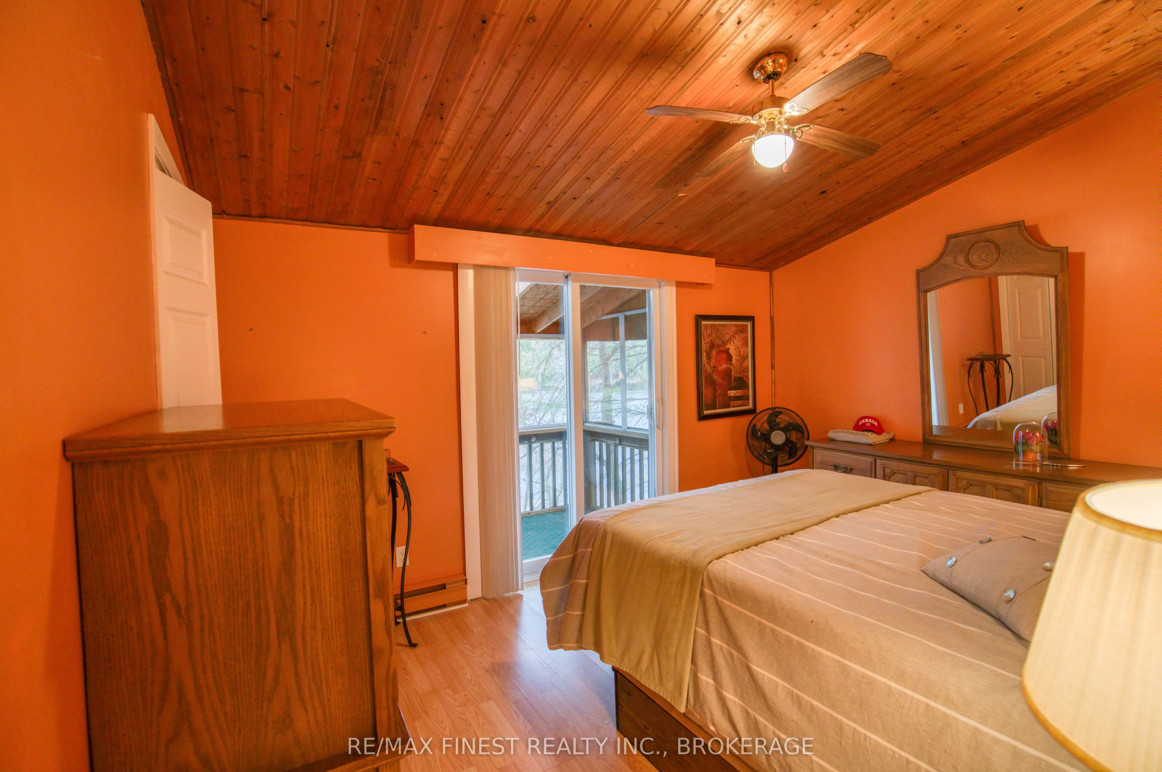 1046 Turner Way Property Photo 17
