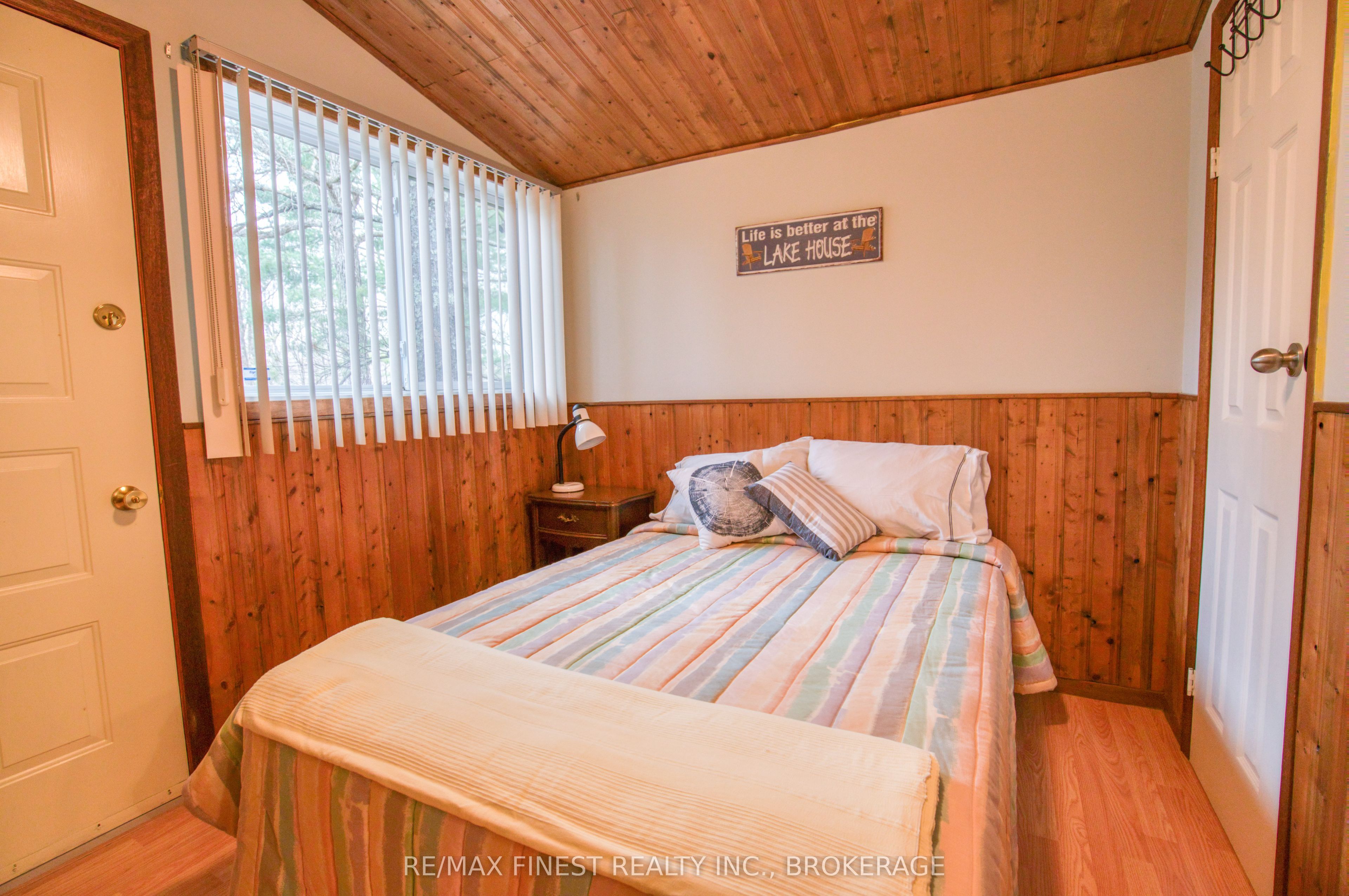 1046 Turner Way Property Photo 20