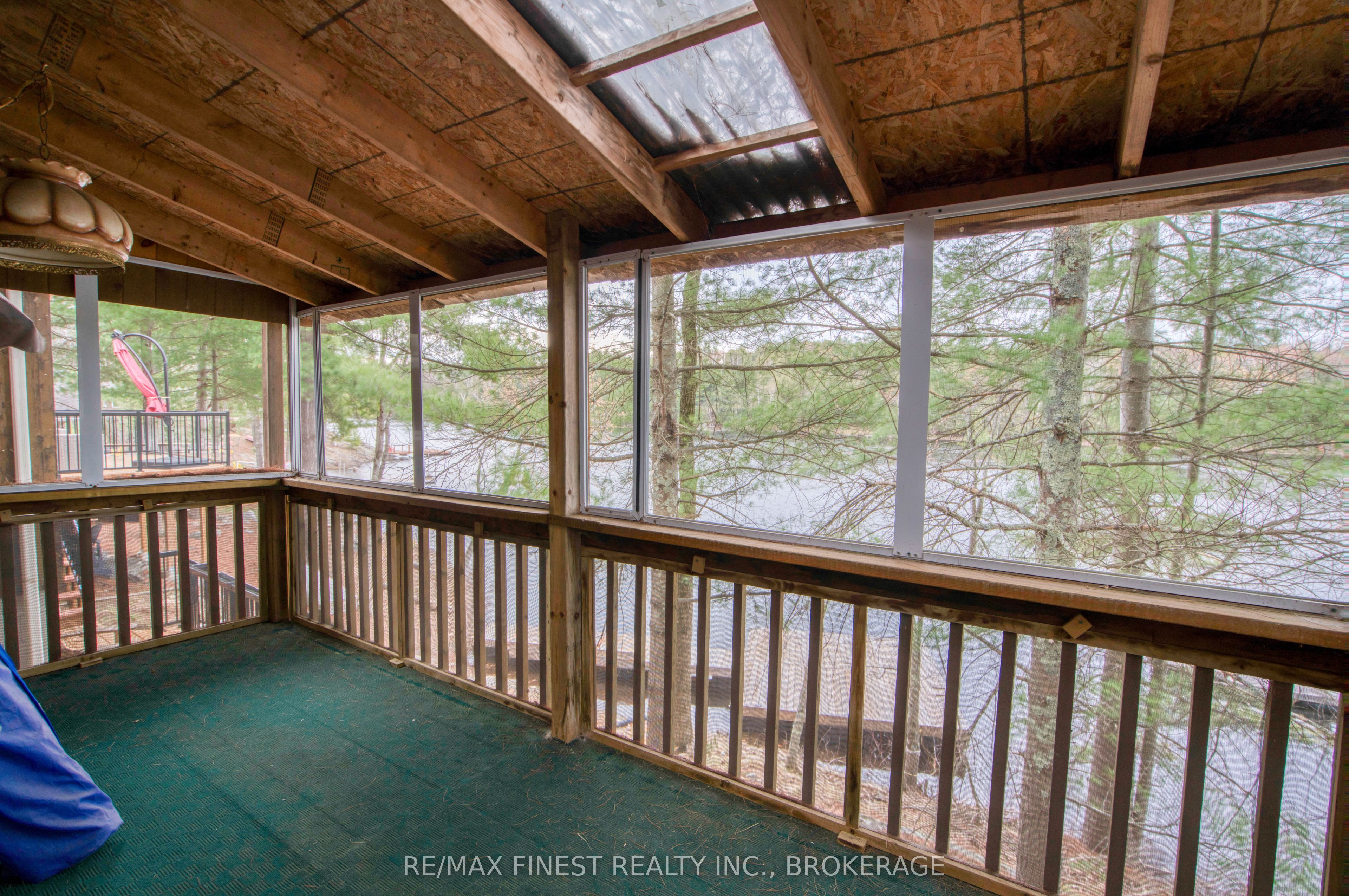 1046 Turner Way Property Photo 24