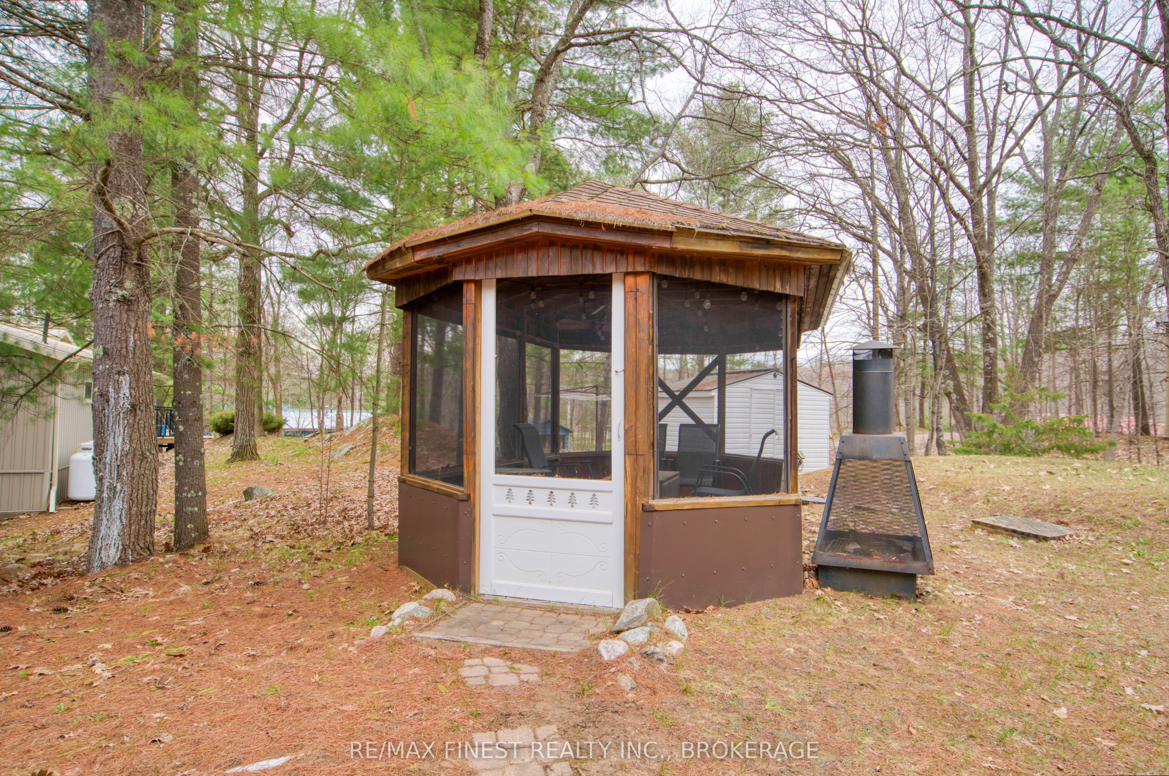 1046 Turner Way Property Photo 25