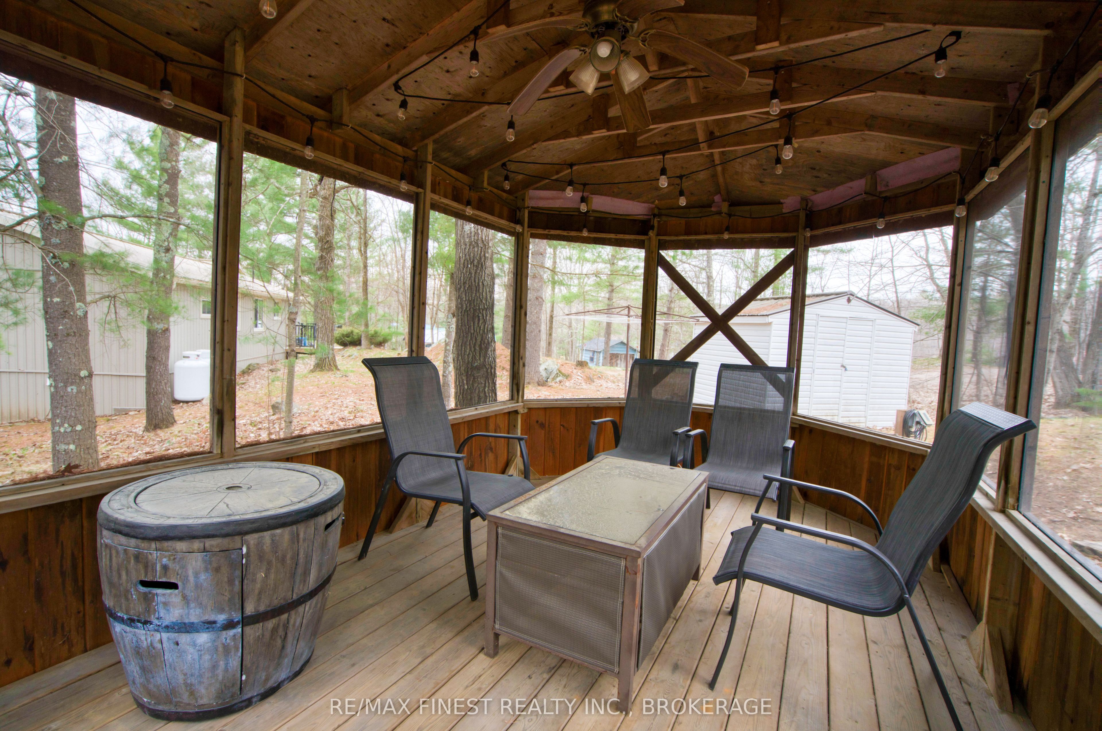 1046 Turner Way Property Photo 26