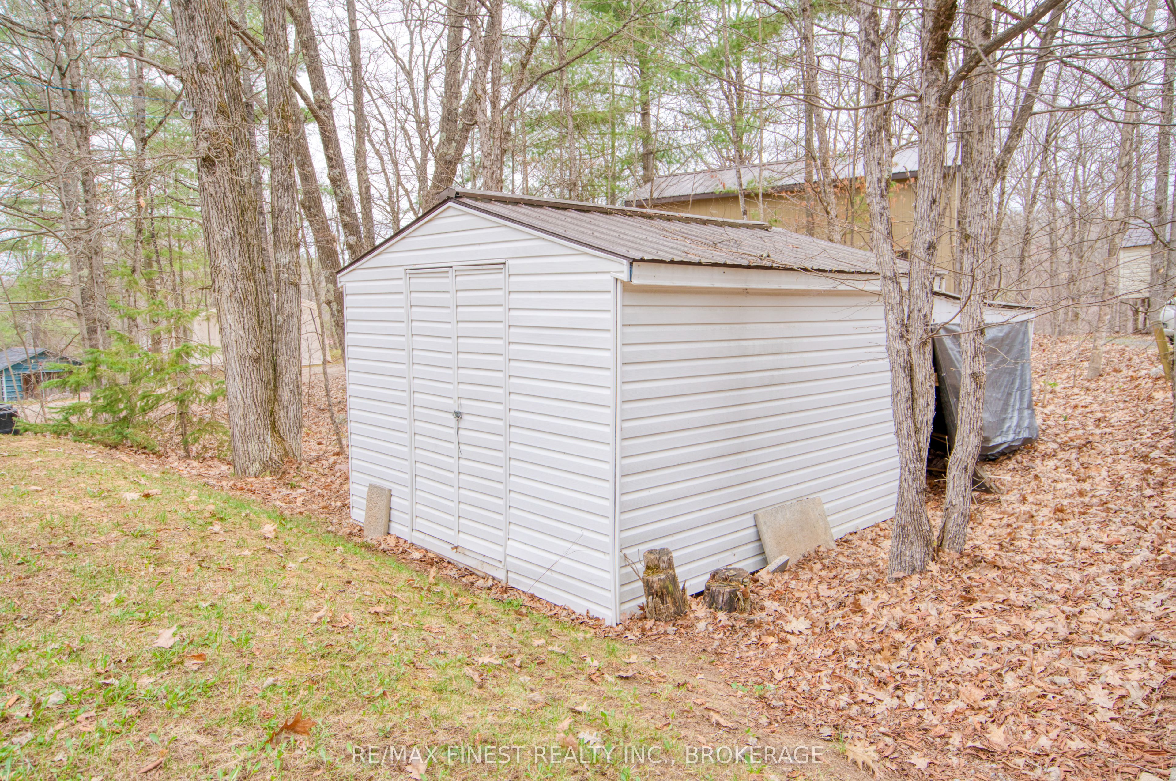 1046 Turner Way Property Photo 28