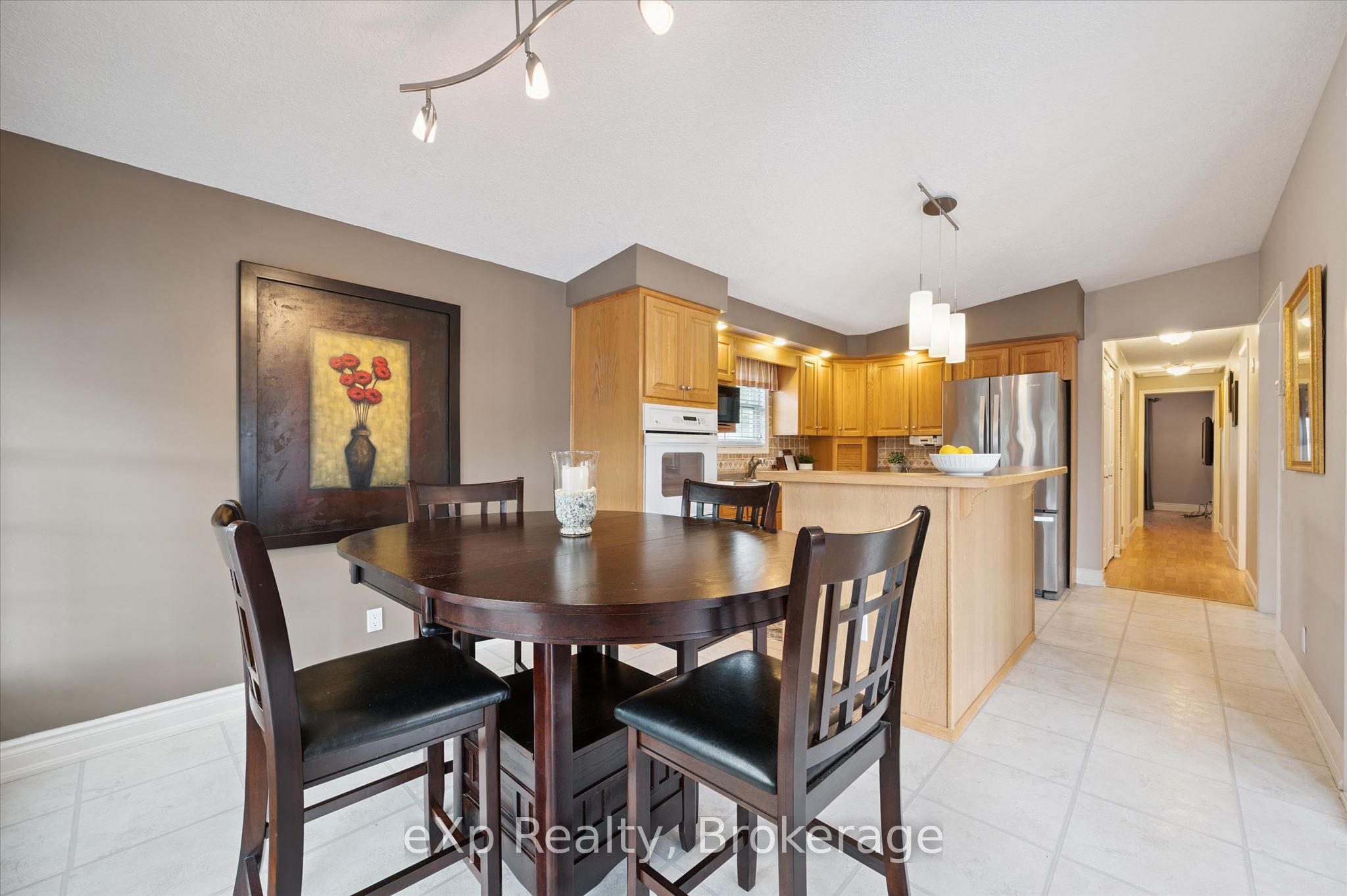 18 Jasper Heights Private Property Photo 10