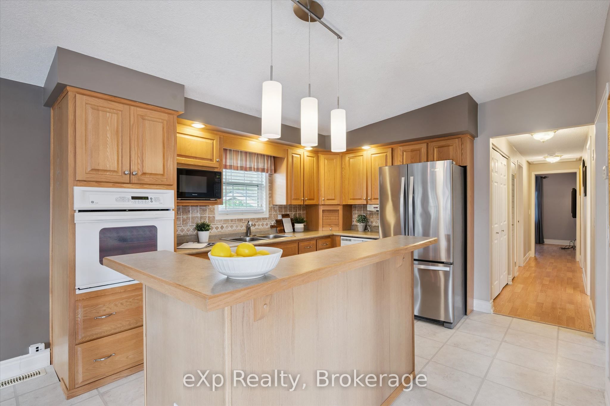 18 Jasper Heights Private Property Photo 11