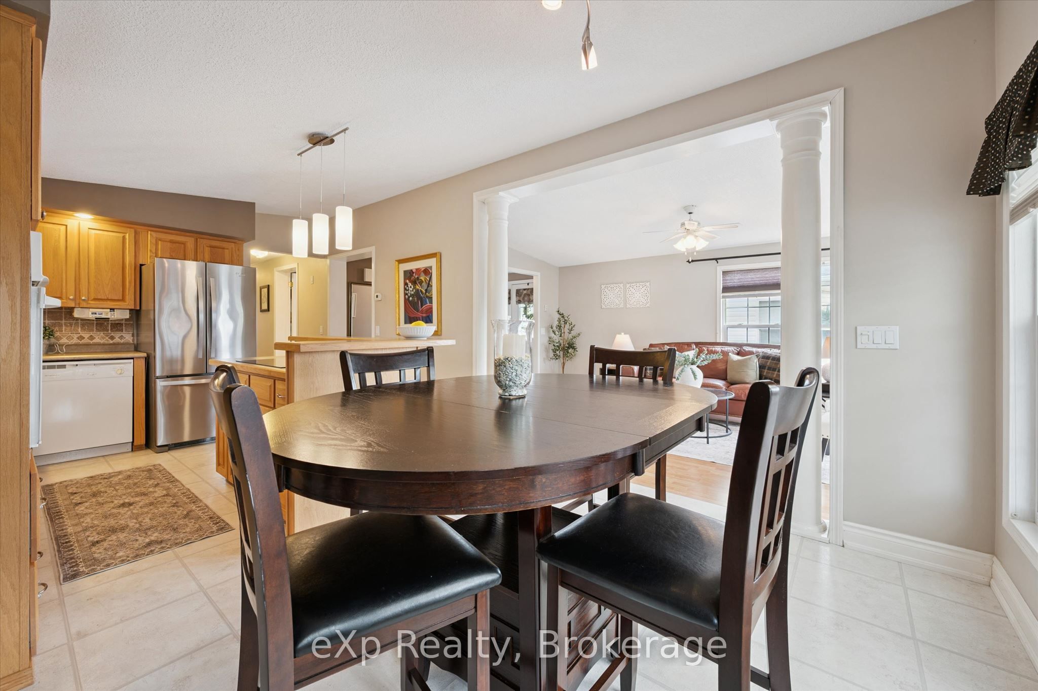 18 Jasper Heights Private Property Photo 16