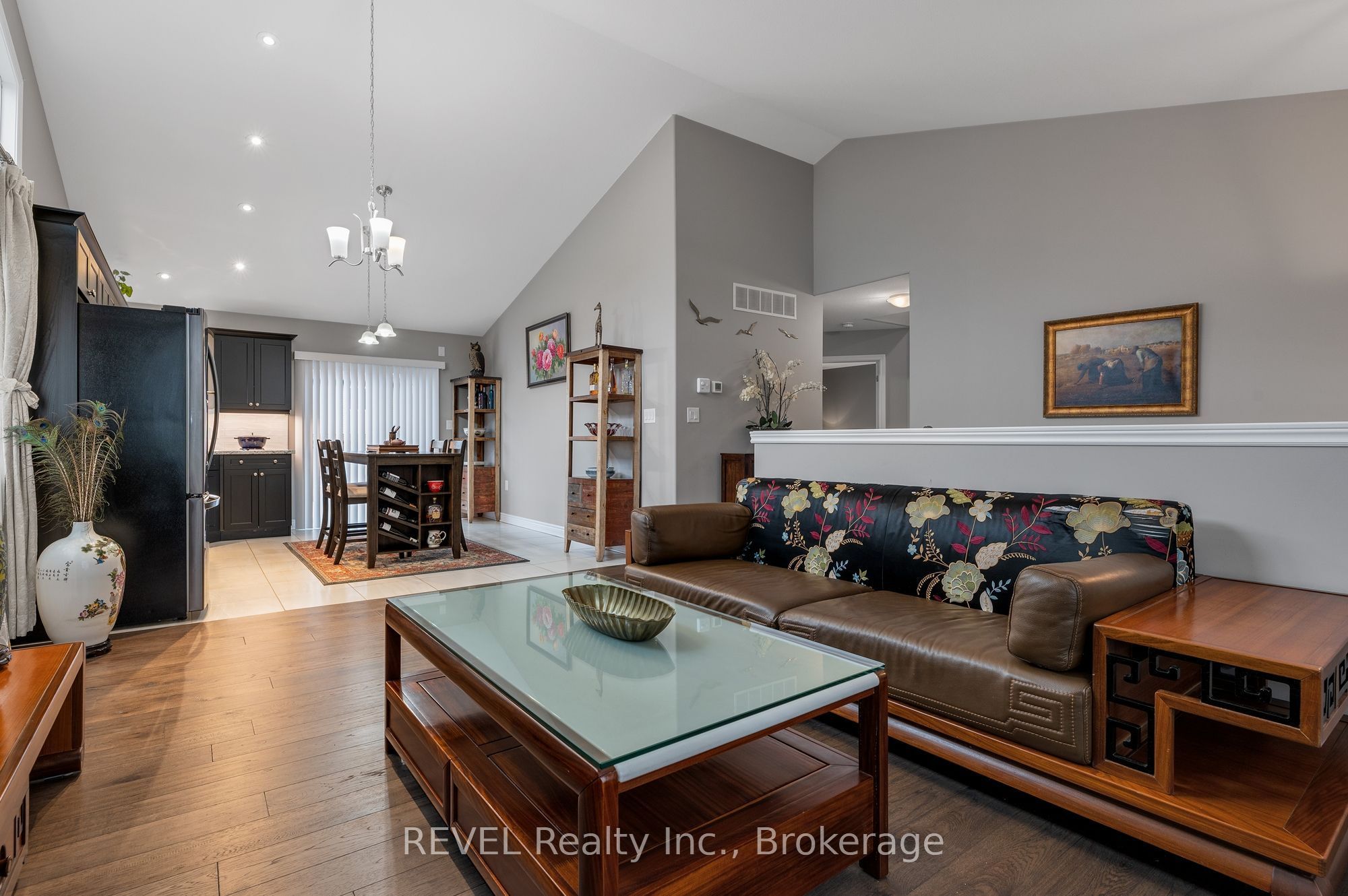 7833 Oldfield Road Property Photo 7