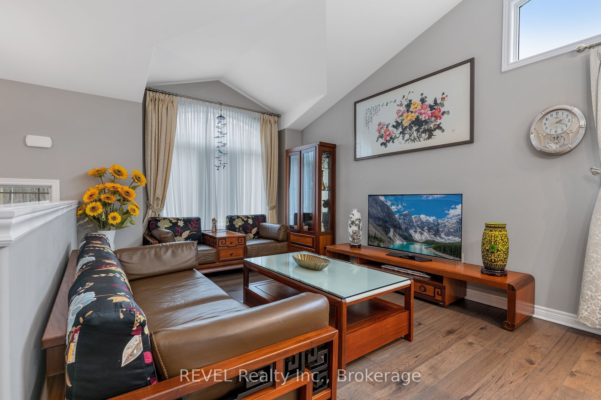 7833 Oldfield Road Property Photo 8