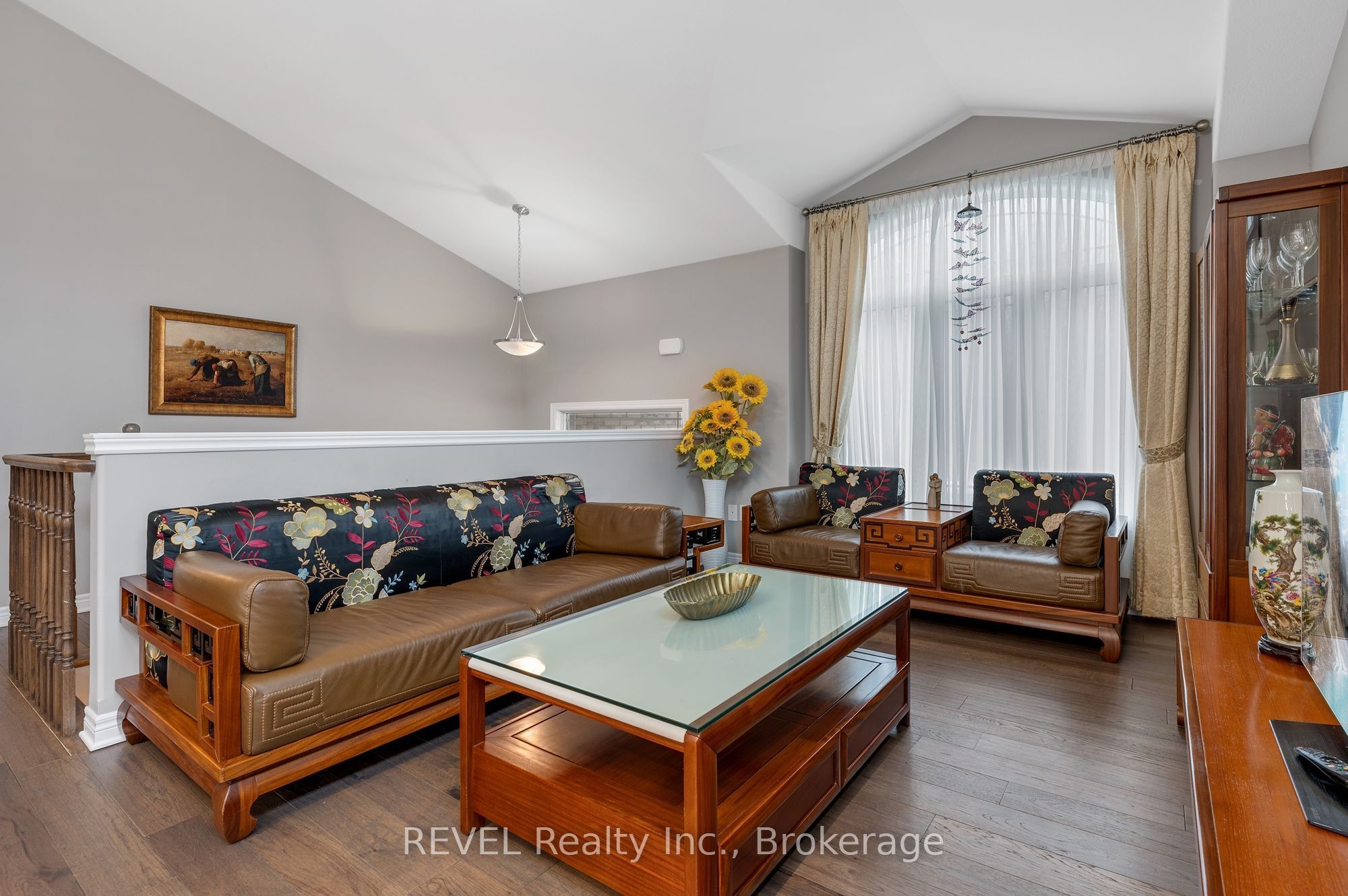 7833 Oldfield Road Property Photo 9
