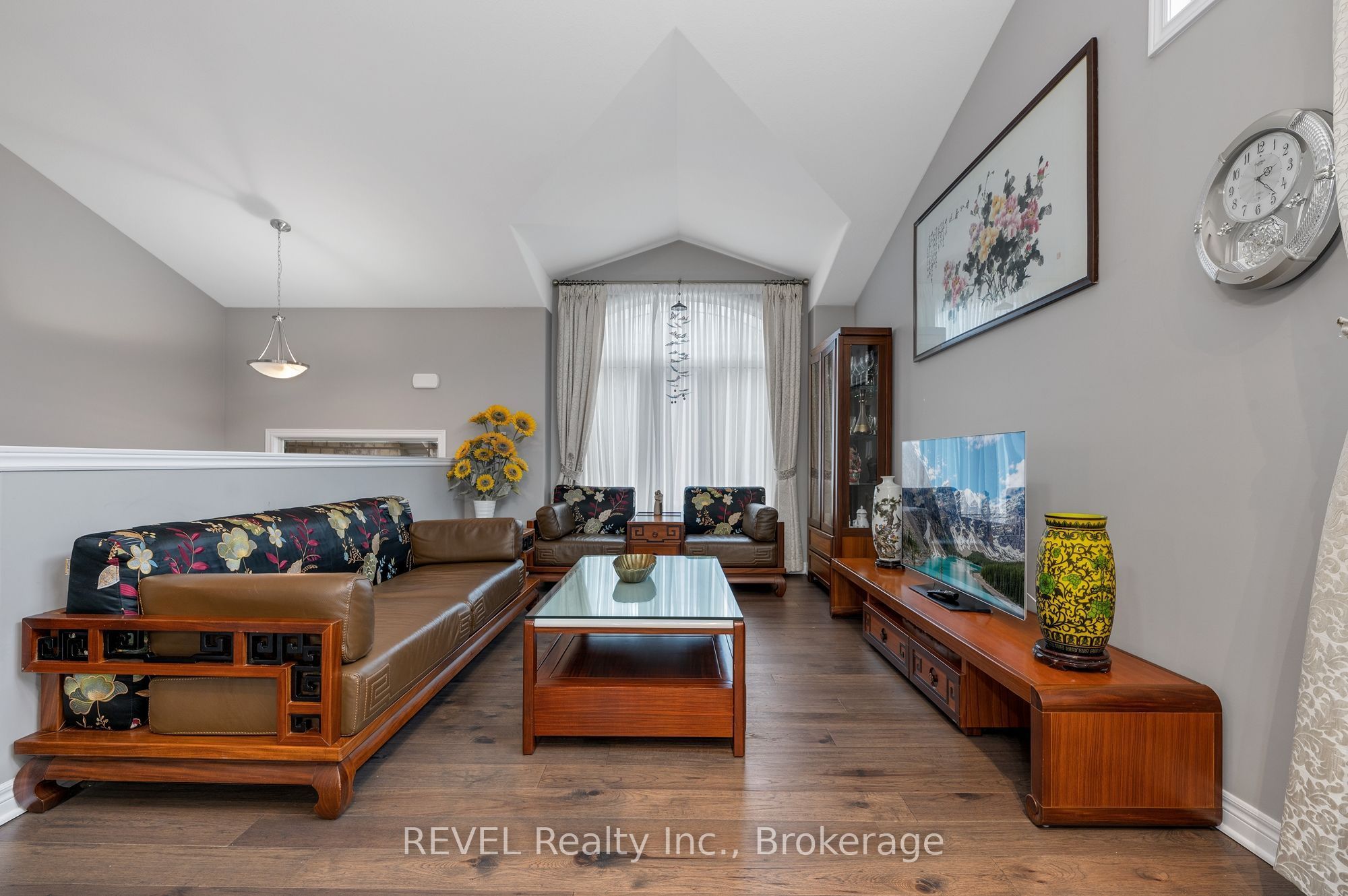 7833 Oldfield Road Property Photo 10