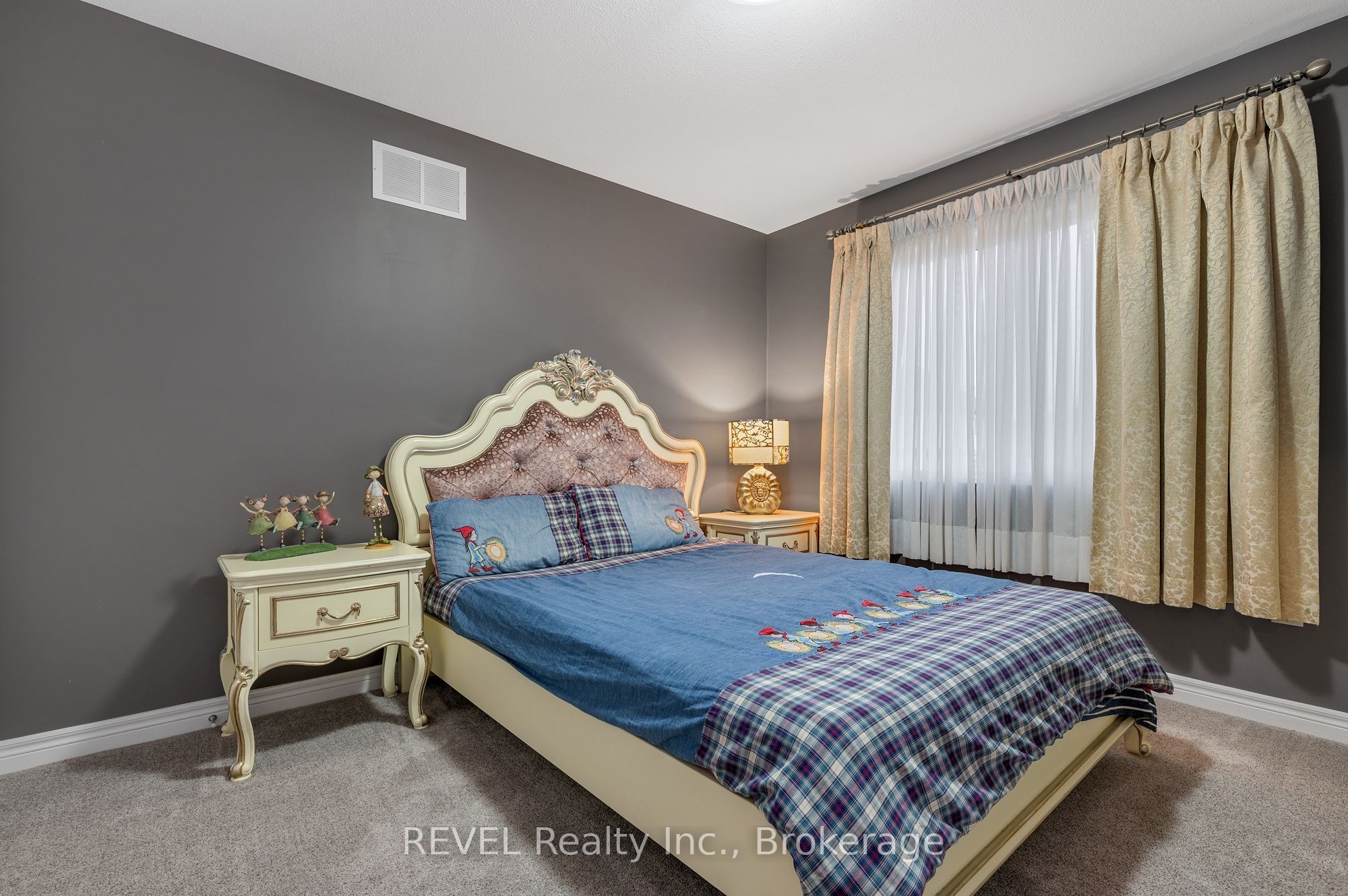7833 Oldfield Road Property Photo 19