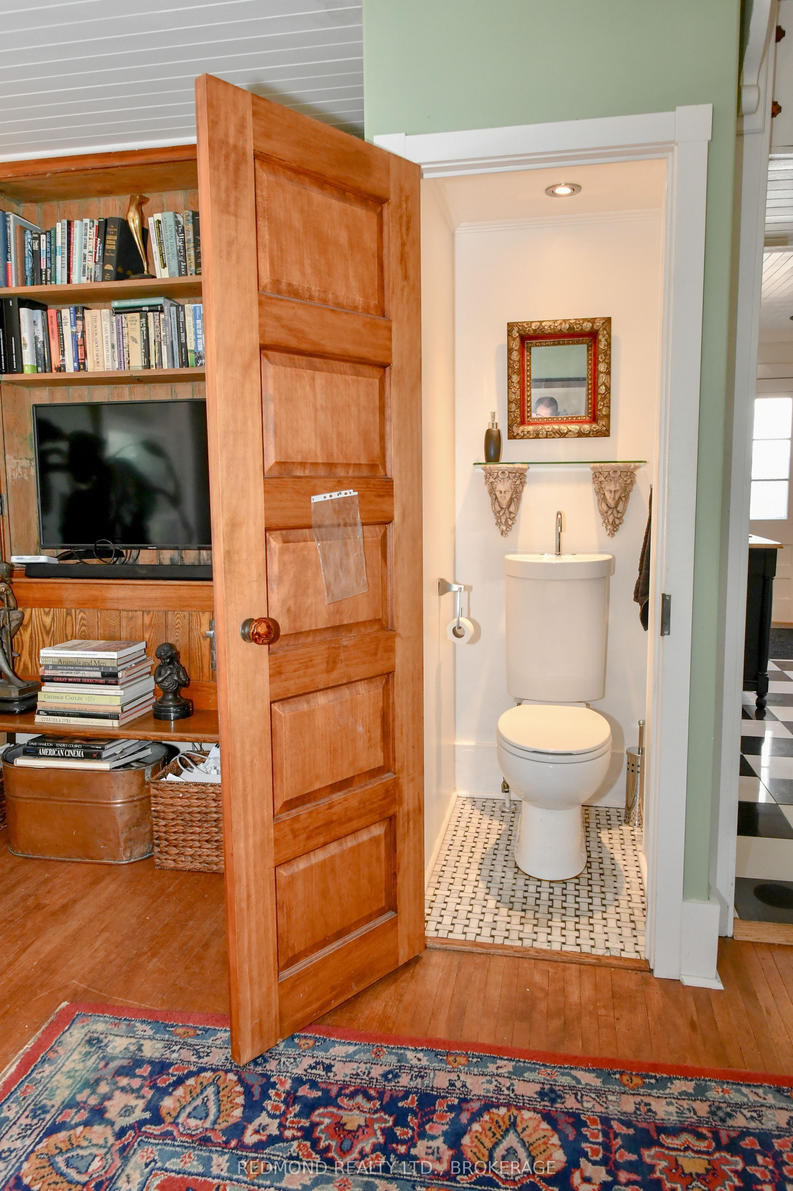 200 South Street Property Photo 9