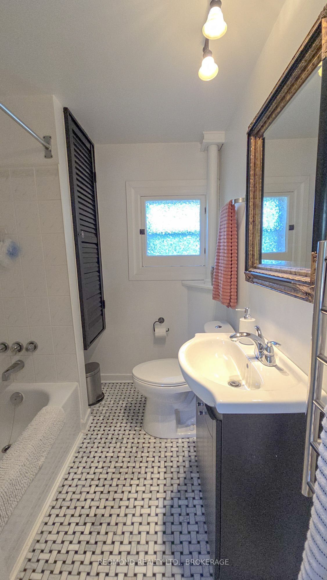 200 South Street Property Photo 21