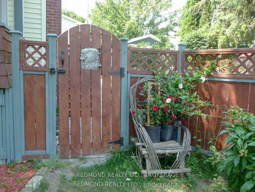 200 South Street Property Photo 24