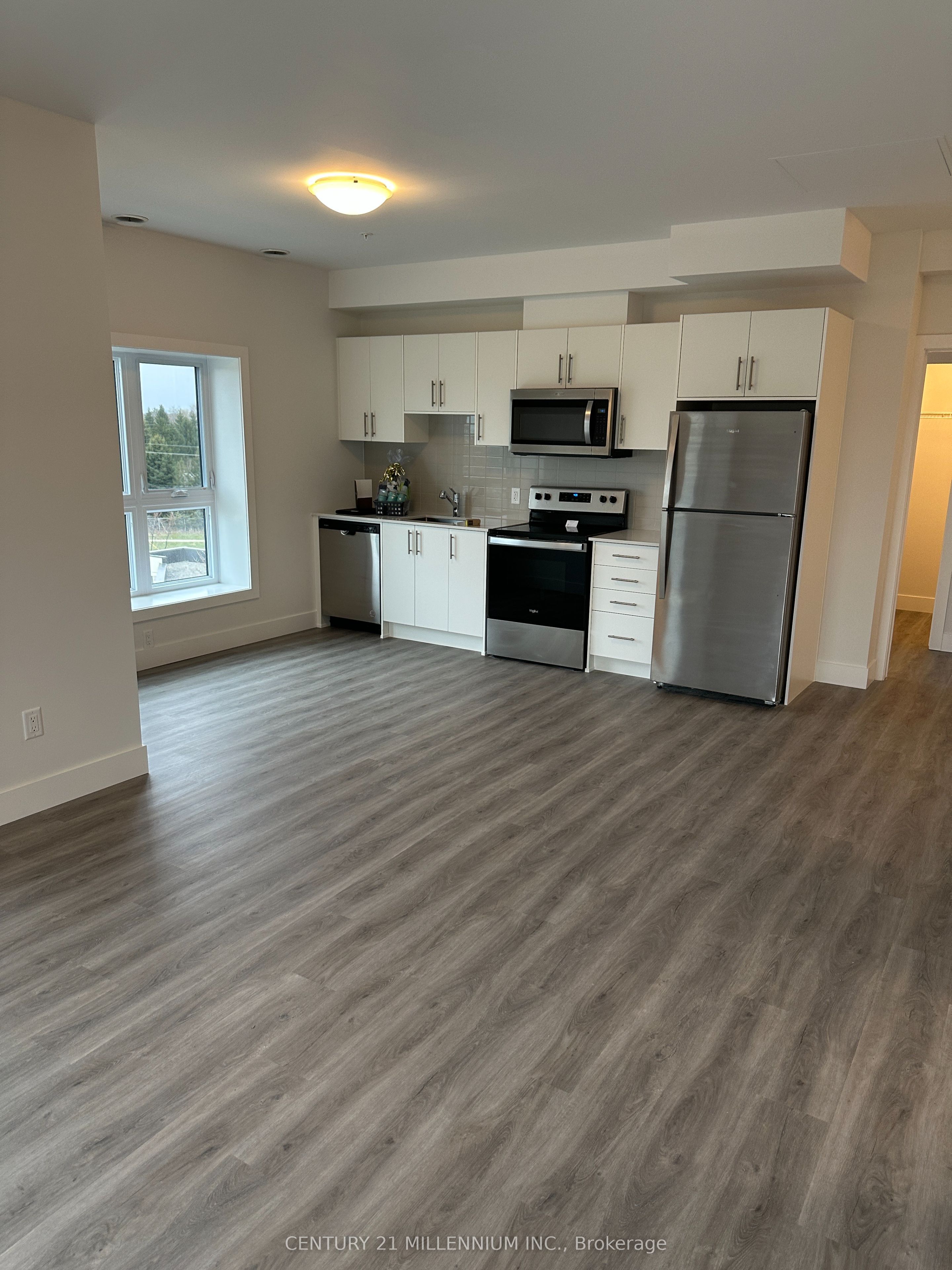 1000 Lackner Boulevard 304 Property Photo 4