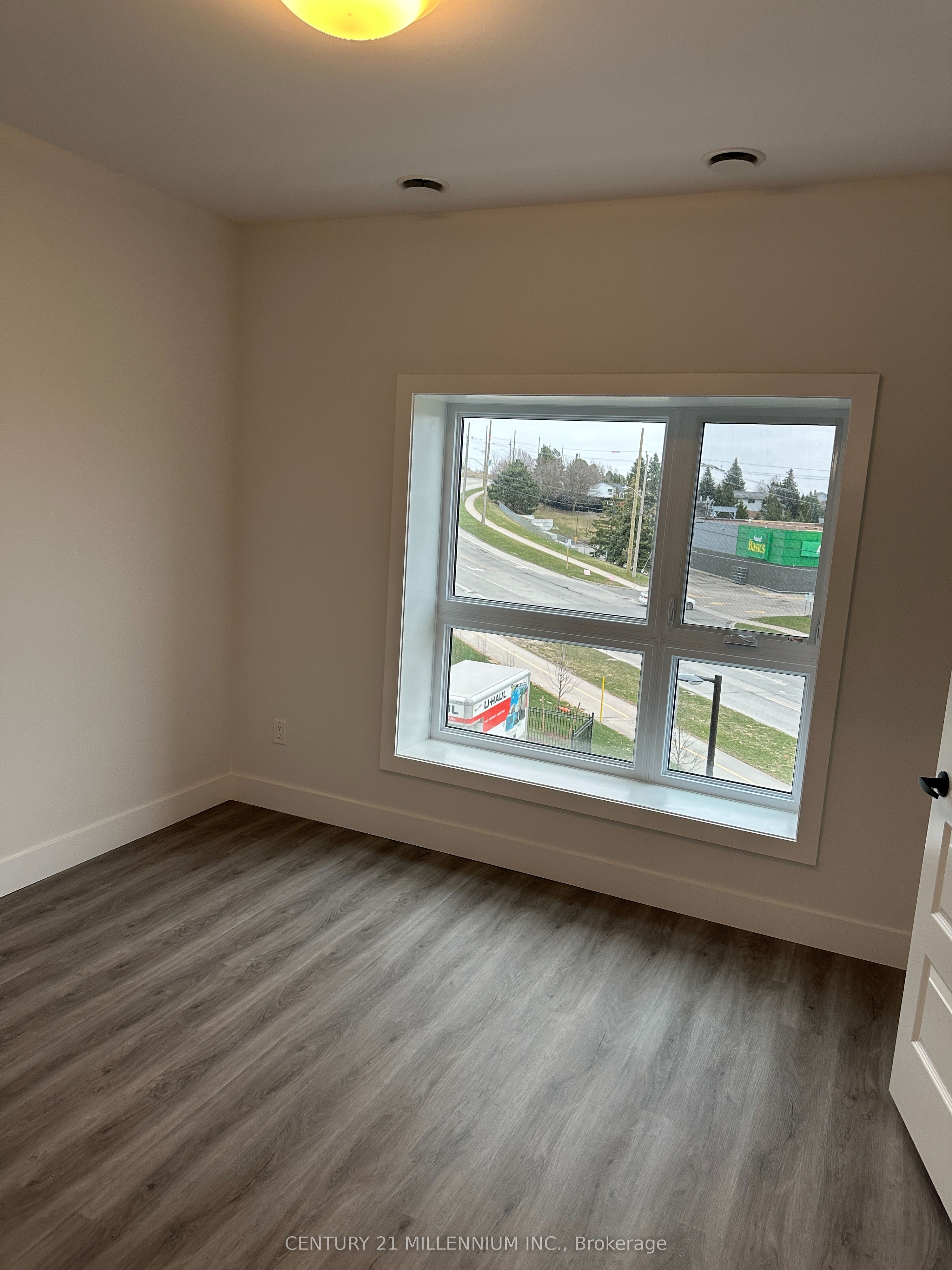 1000 Lackner Boulevard 304 Property Photo 5