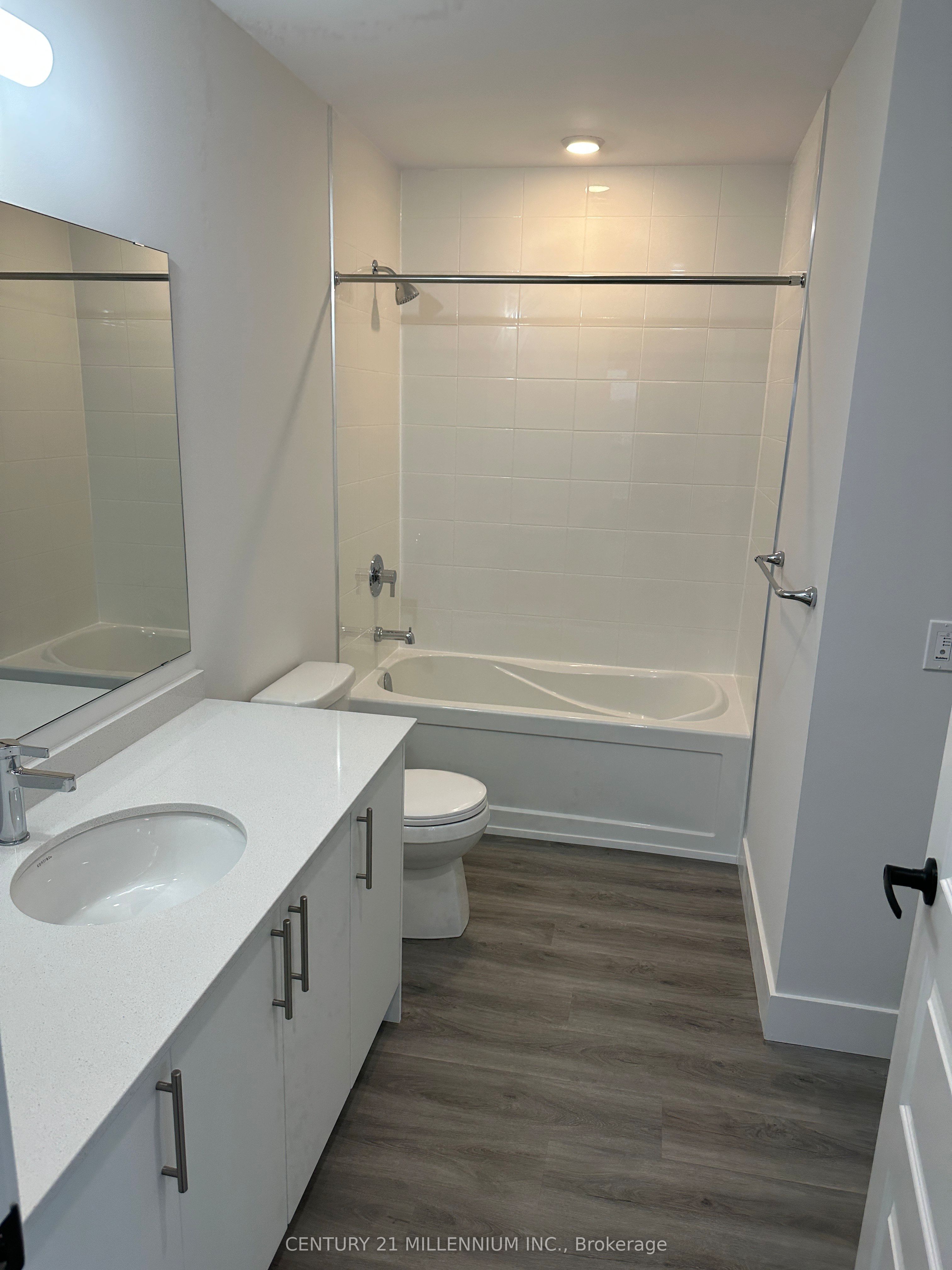 1000 Lackner Boulevard 304 Property Photo 7