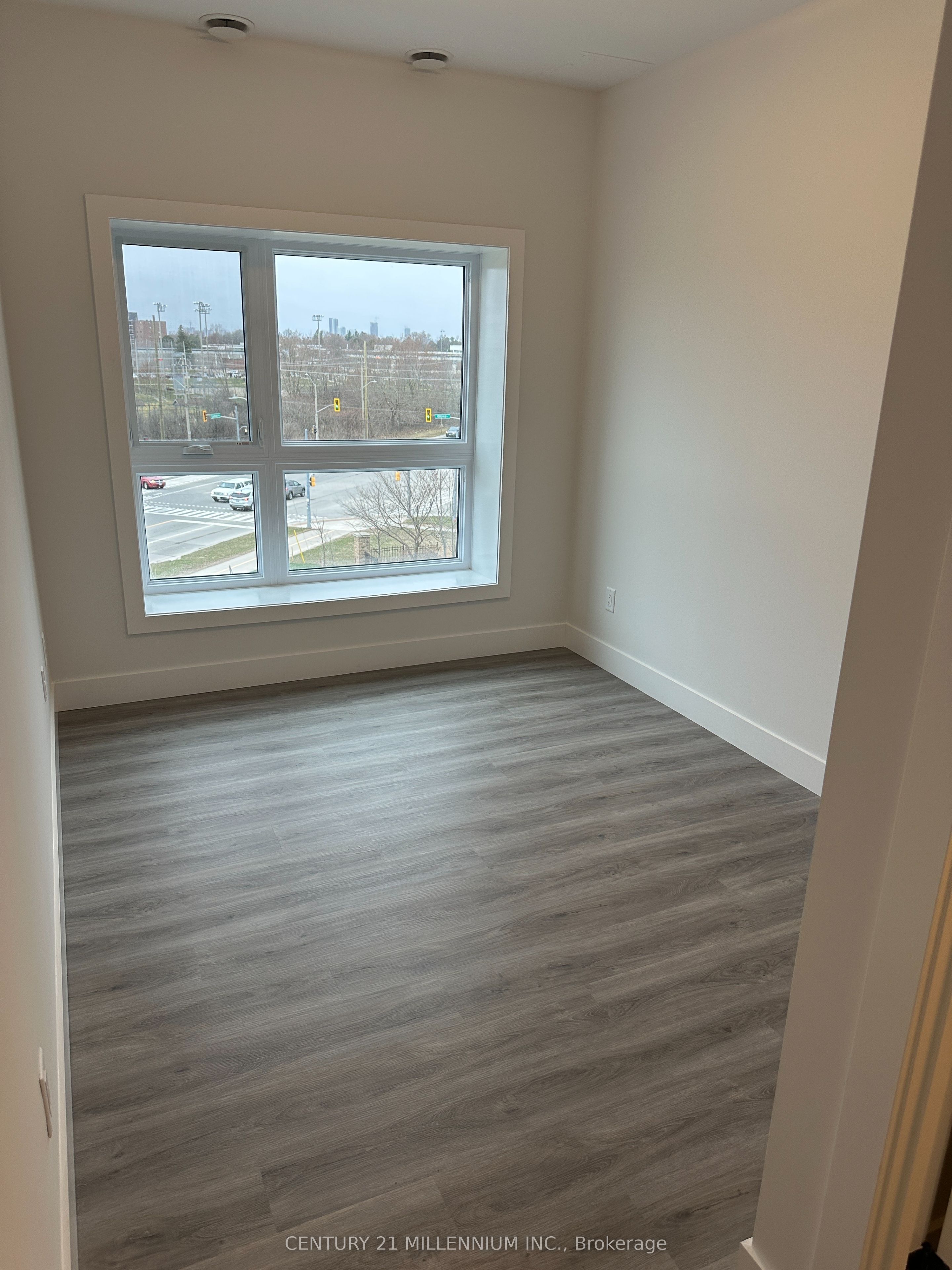 1000 Lackner Boulevard 304 Property Photo 8