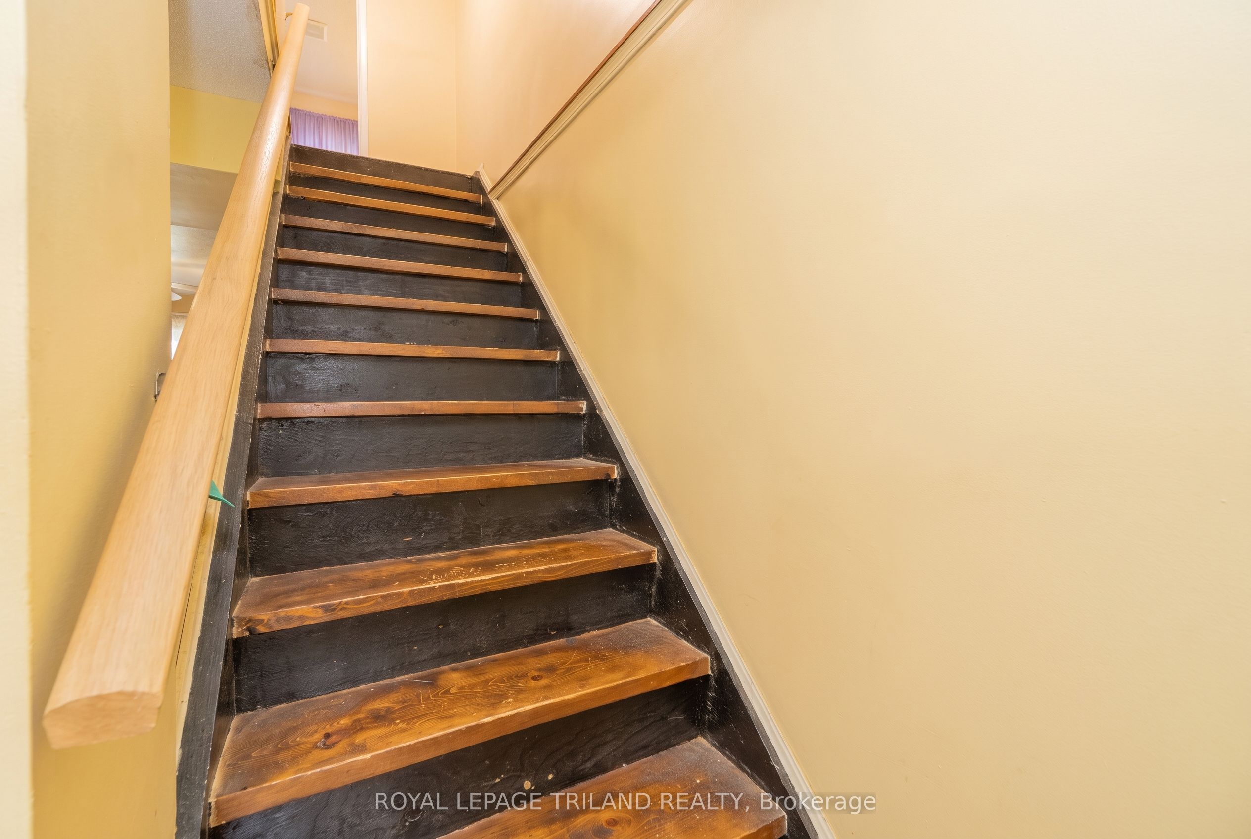 220 Admiral Drive Property Photo 16