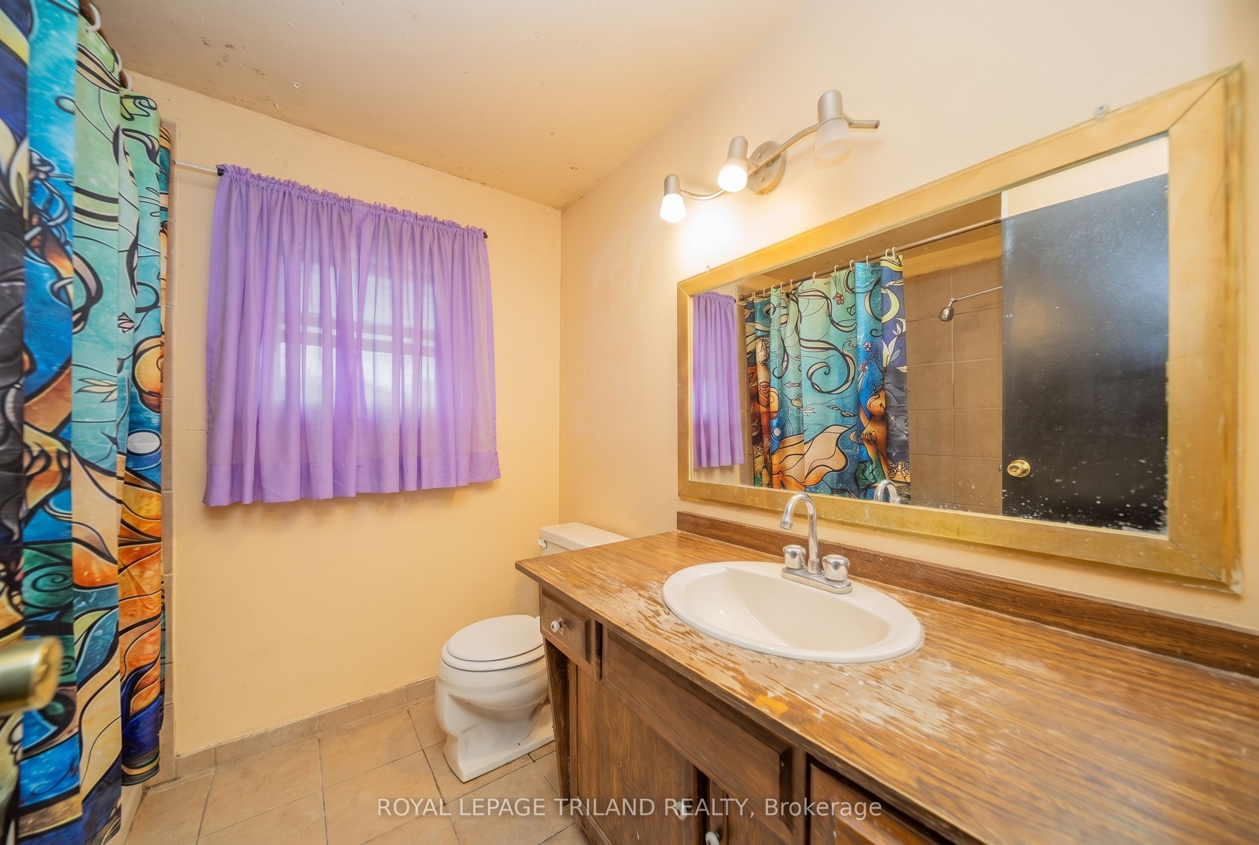 220 Admiral Drive Property Photo 18