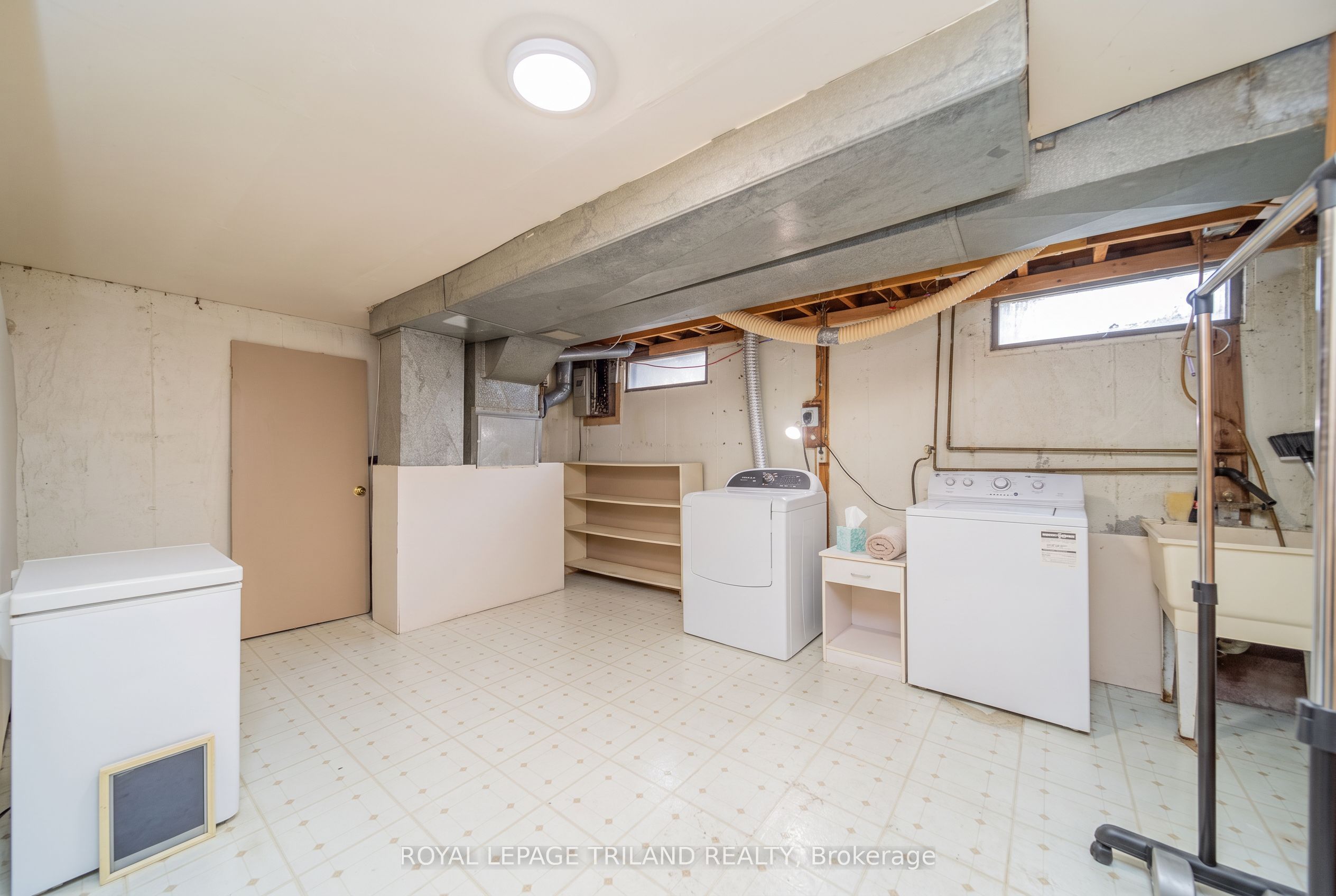 220 Admiral Drive Property Photo 25