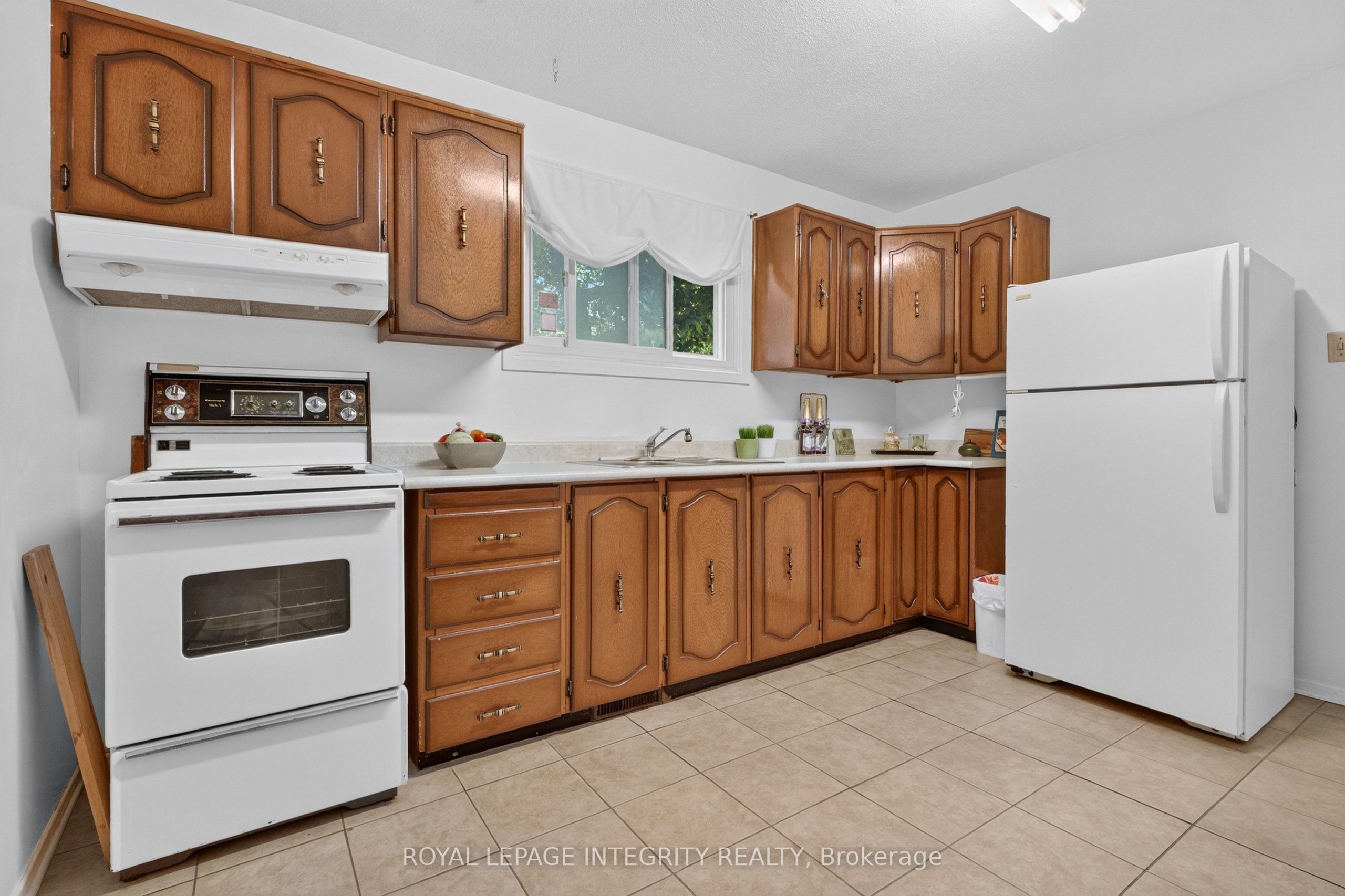 141 Percy Street Property Photo 11