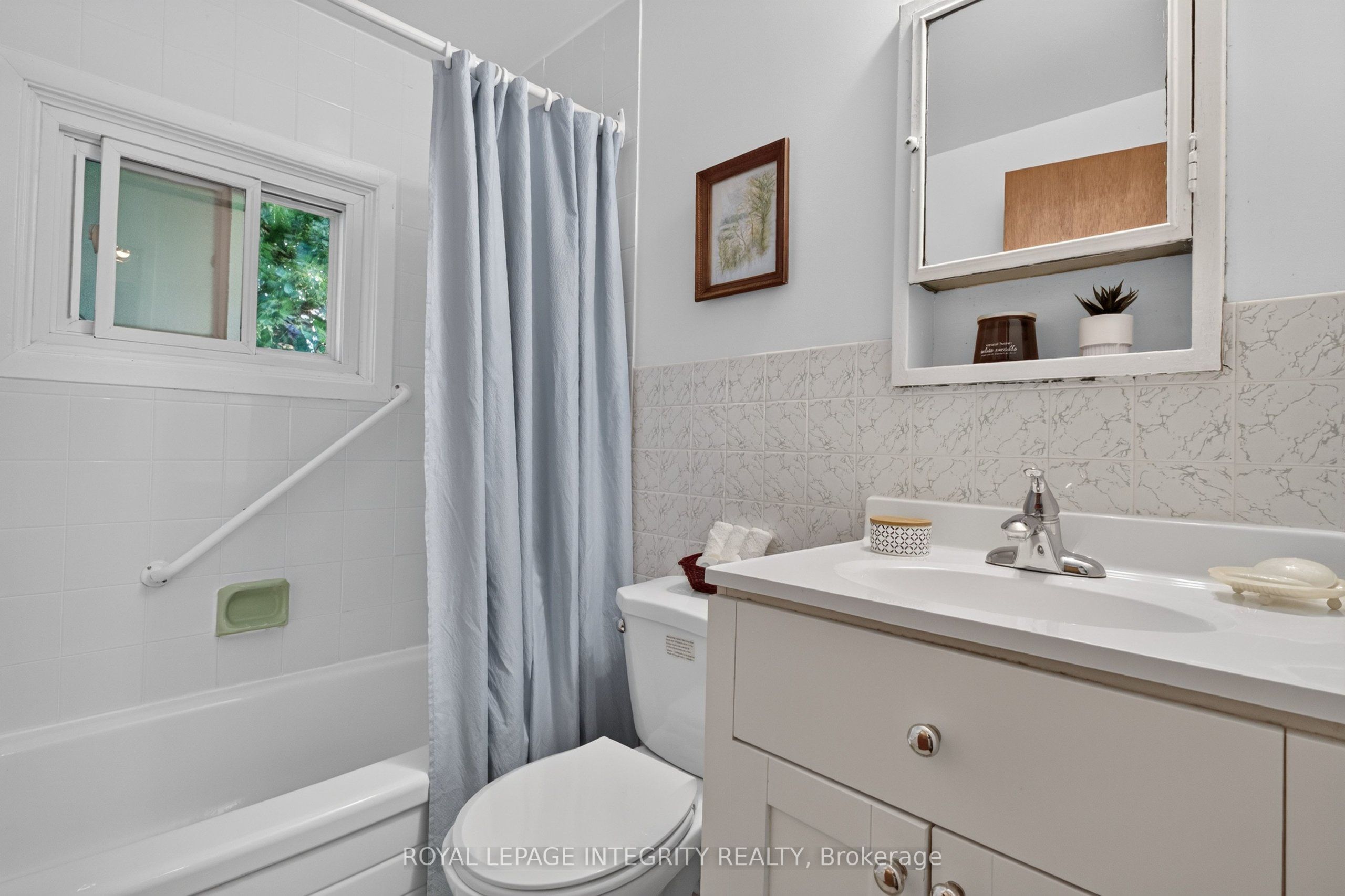 141 Percy Street Property Photo 25