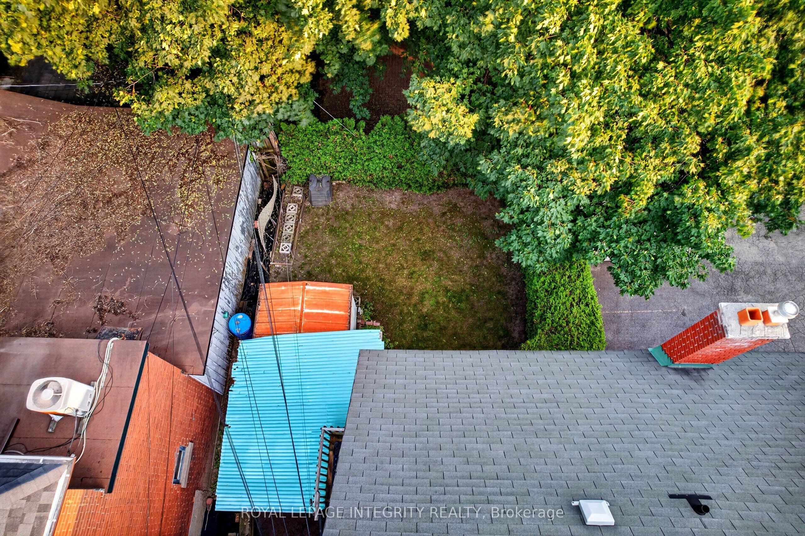 141 Percy Street Property Photo 35