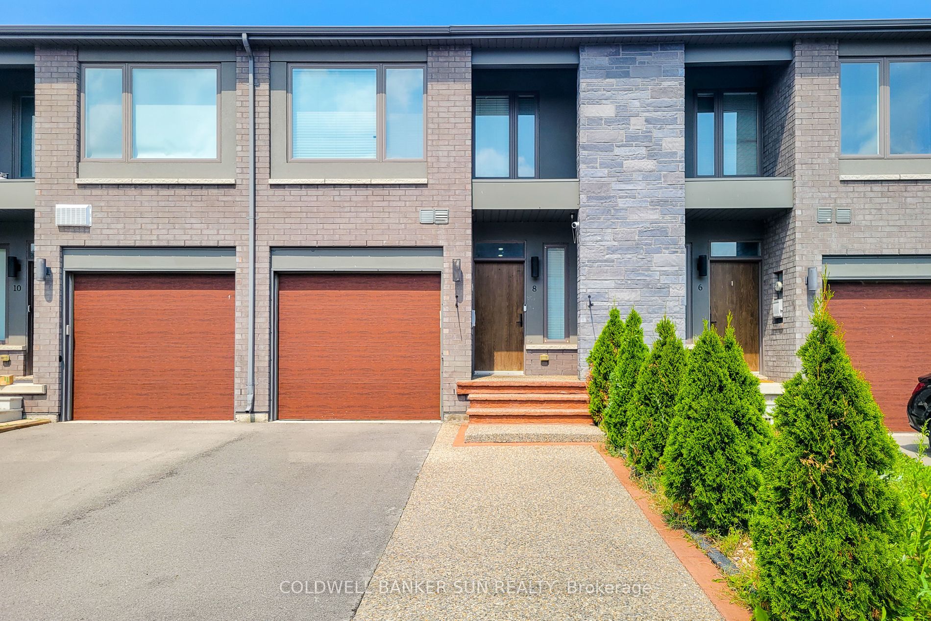 8 Bedrock Drive Property Photo 1