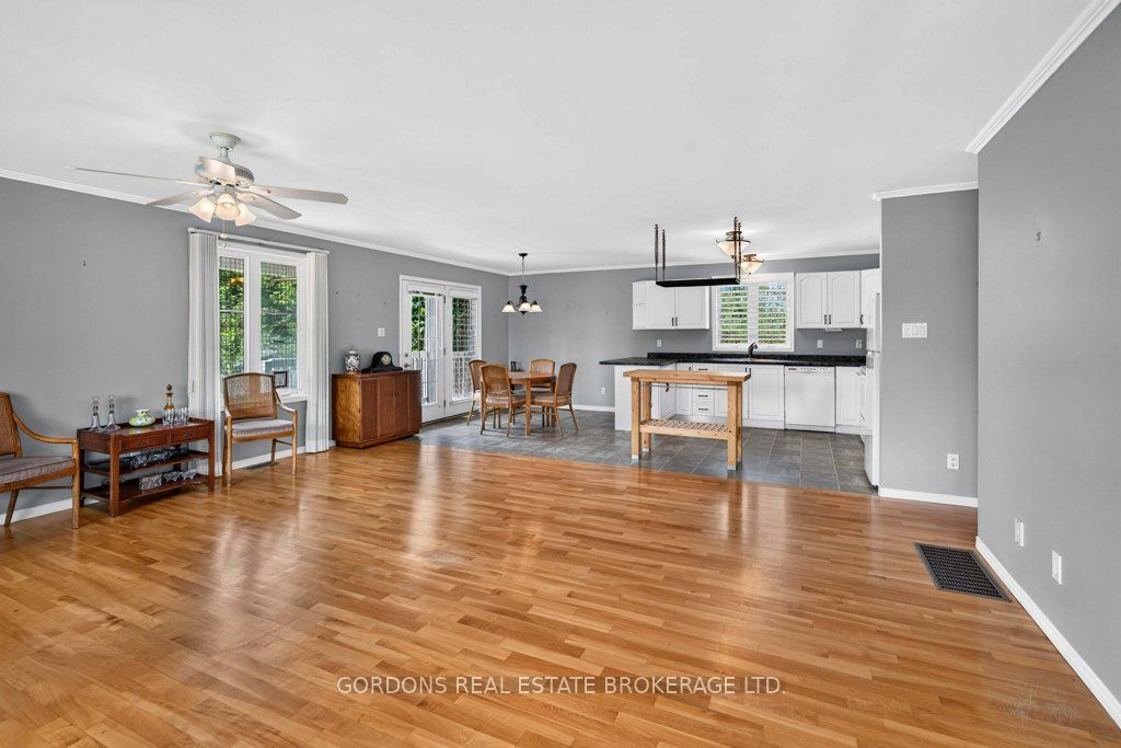 467 Denridge Road Property Photo 13