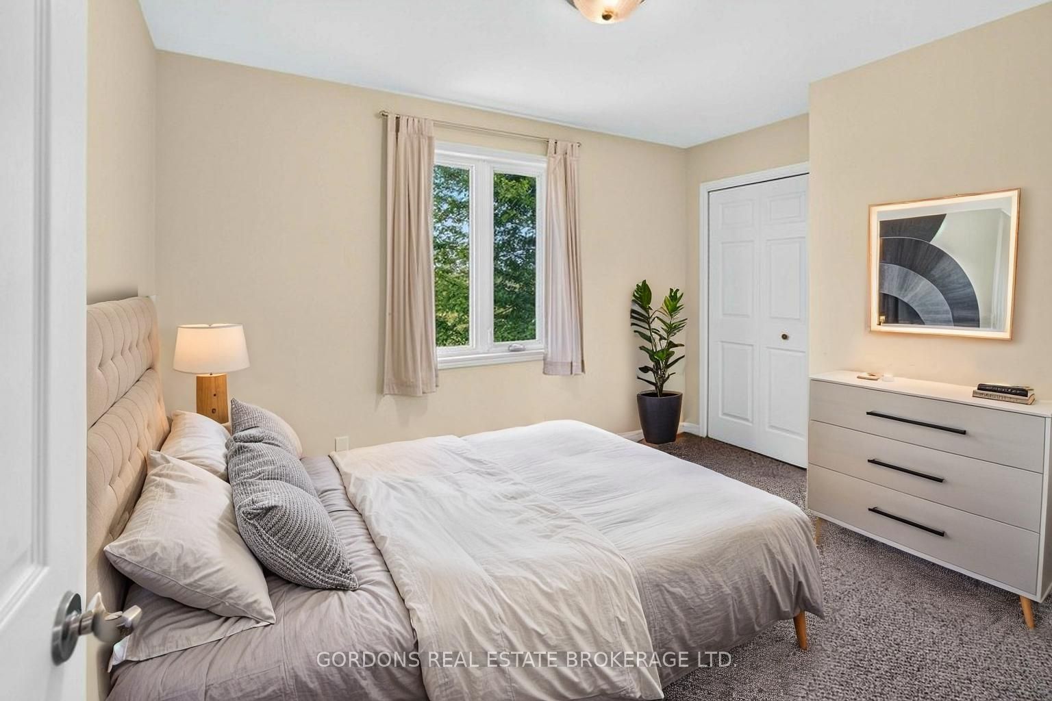 467 Denridge Road Property Photo 33