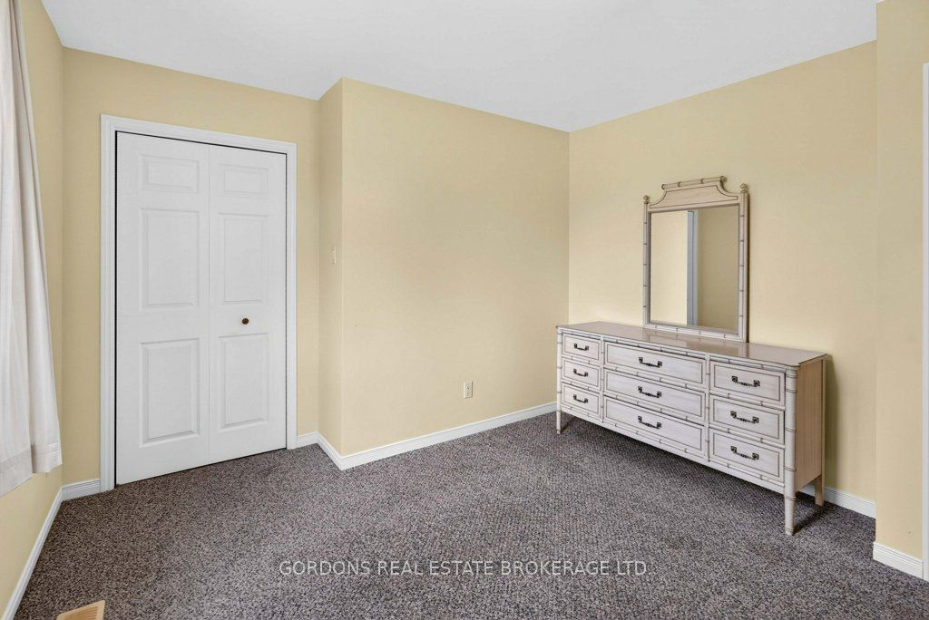 467 Denridge Road Property Photo 35