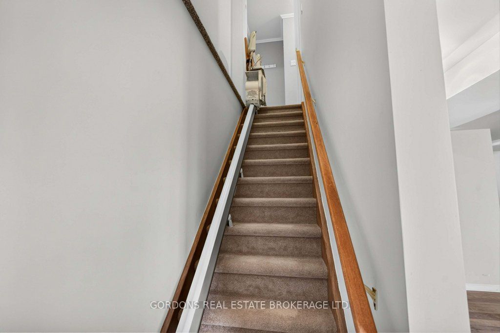 467 Denridge Road Property Photo 38