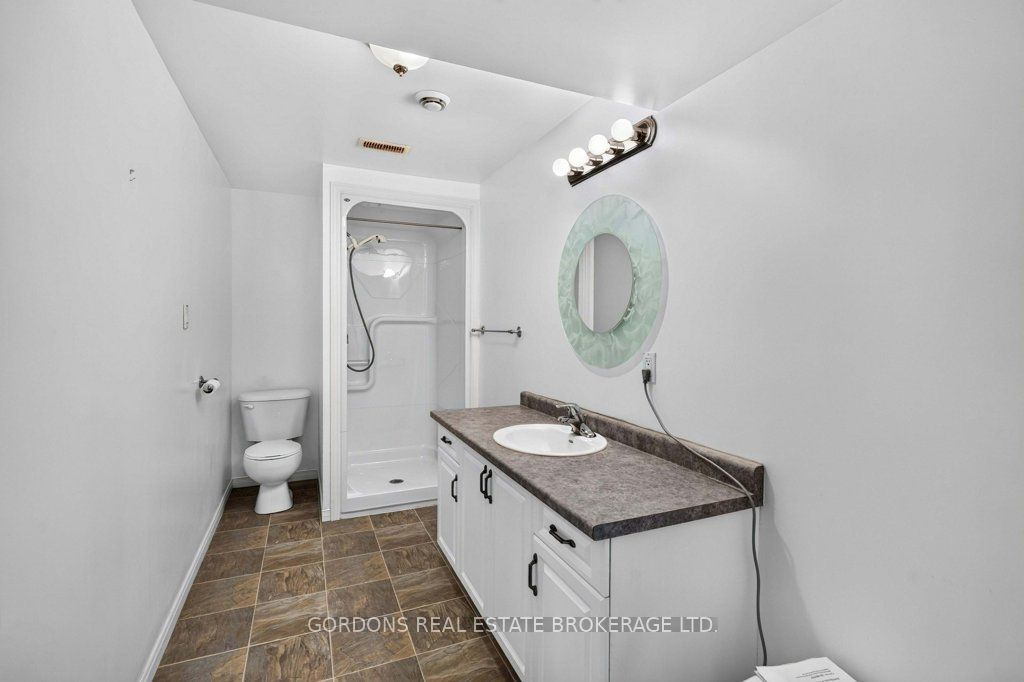 467 Denridge Road Property Photo 44