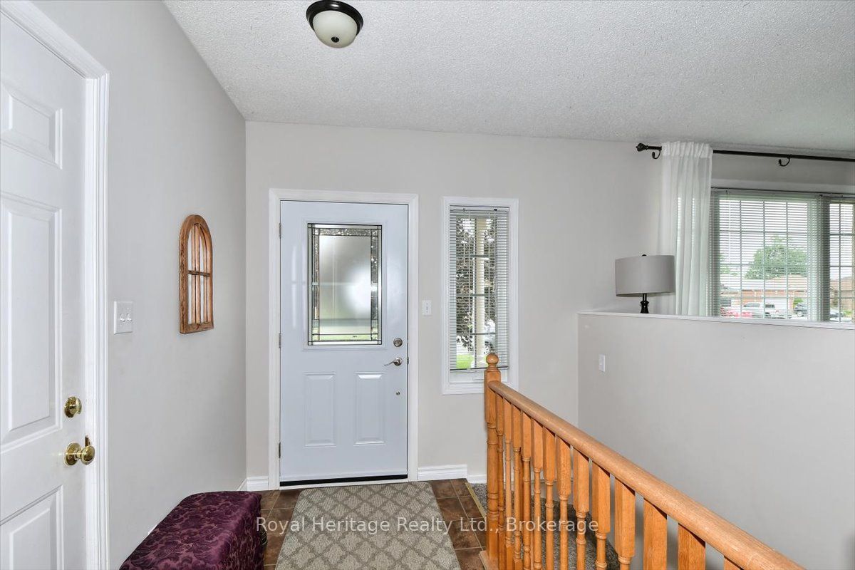 3058 Westridge Boulevard Property Photo 5