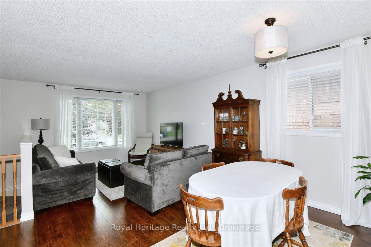 3058 Westridge Boulevard Property Photo 6