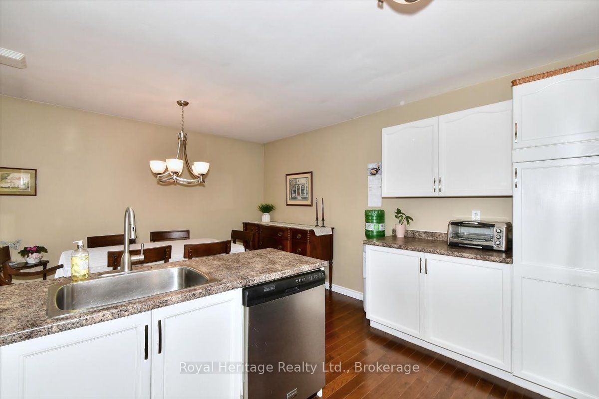 3058 Westridge Boulevard Property Photo 16