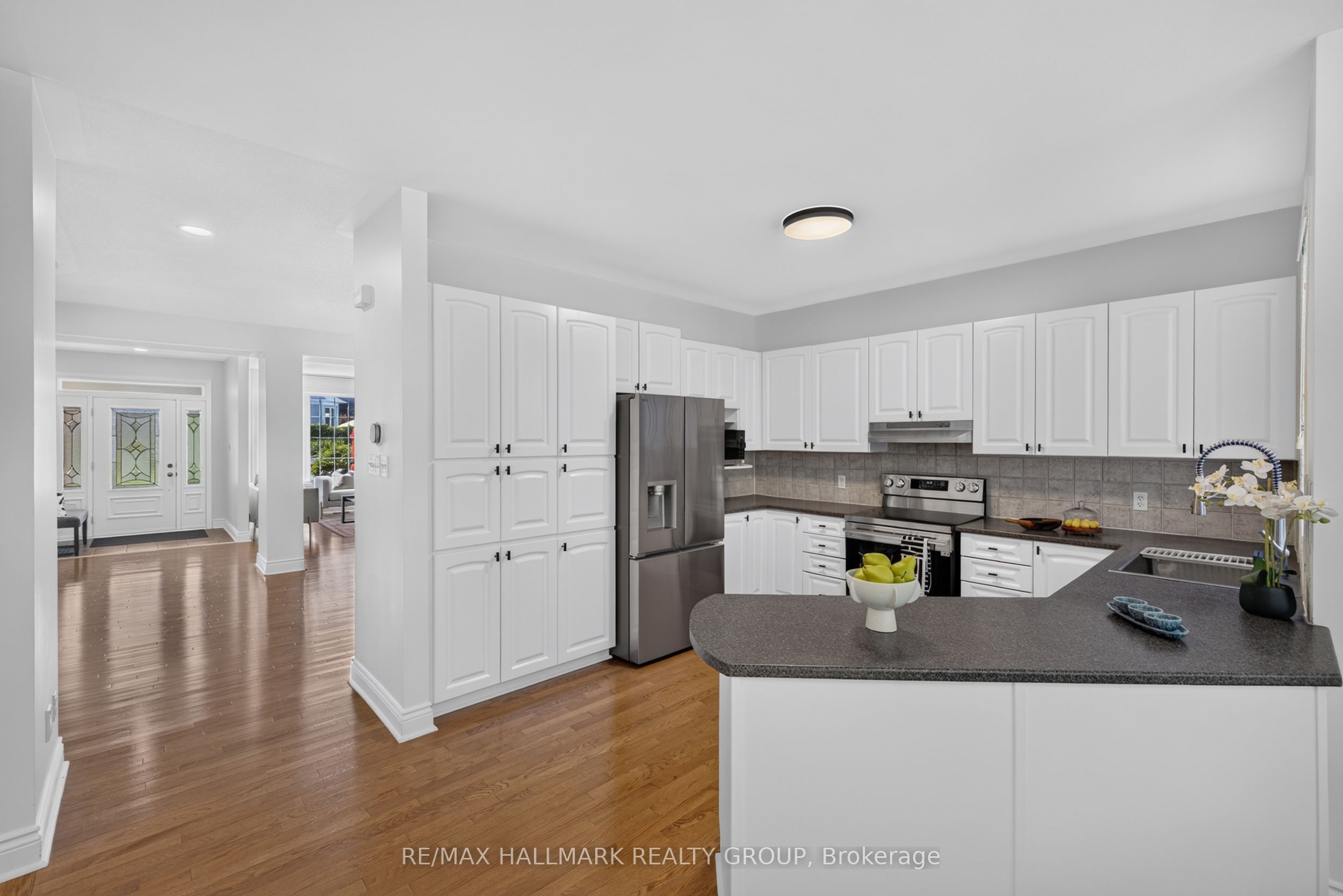 42 Glenrill Place S Property Photo 10