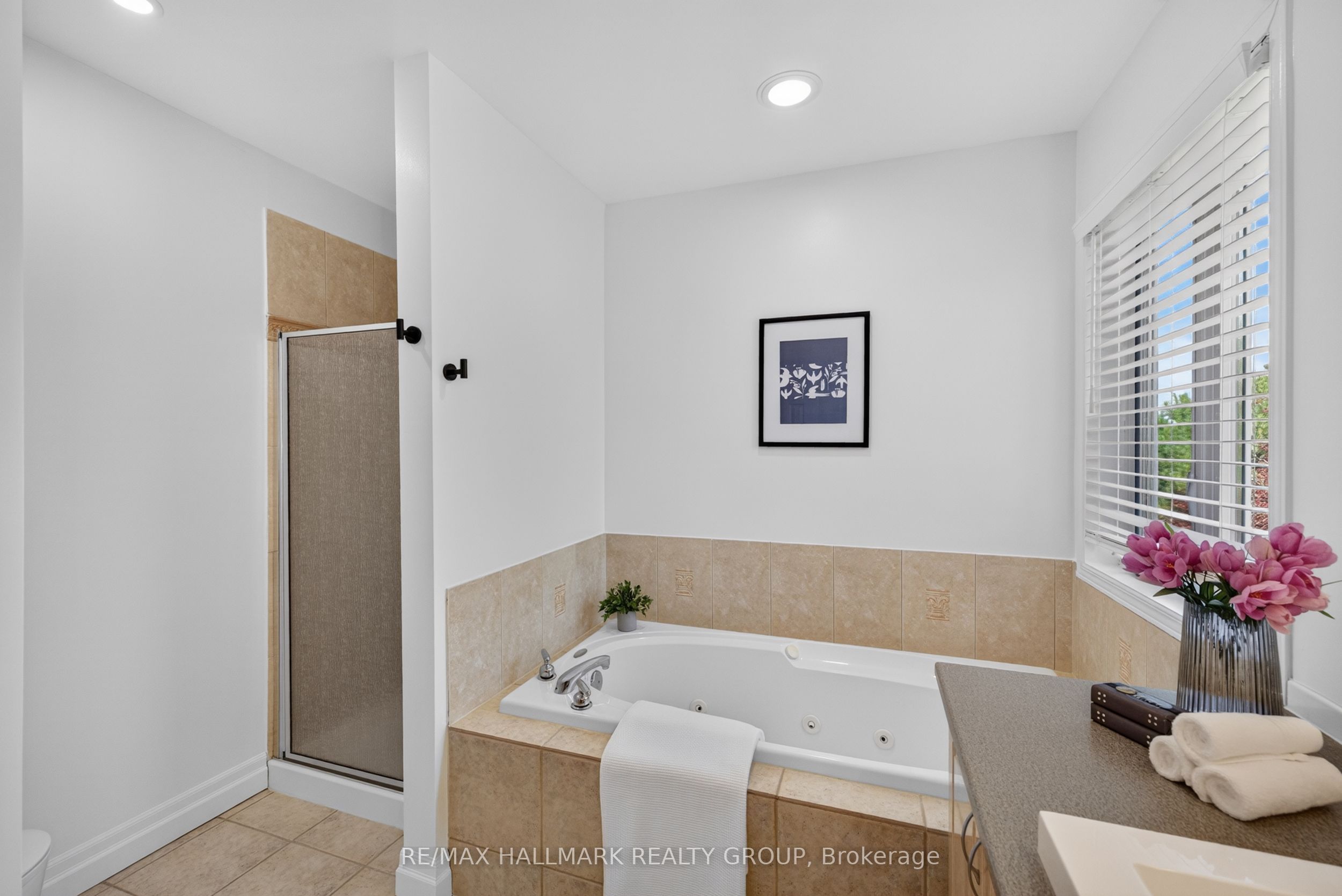42 Glenrill Place S Property Photo 28