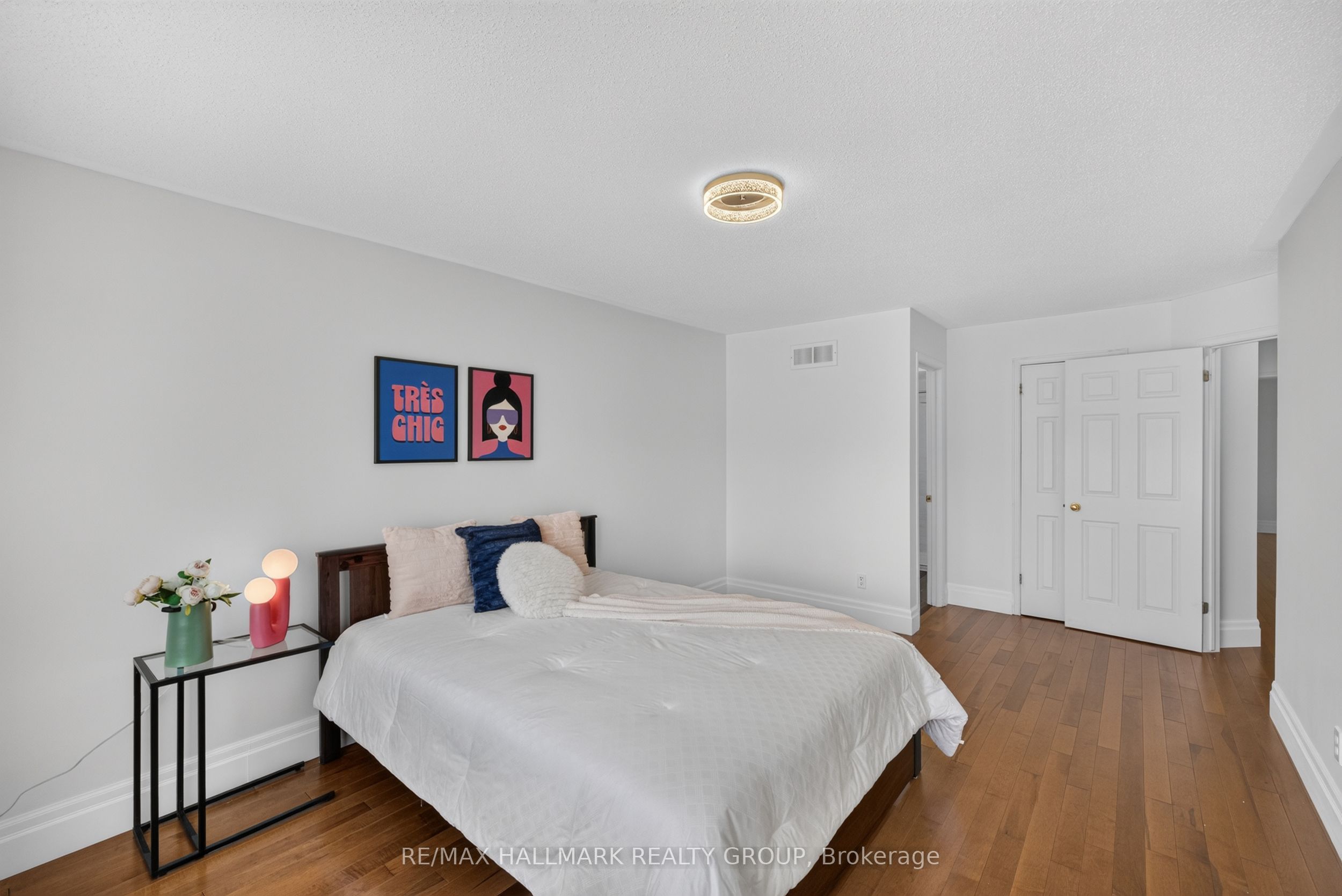 42 Glenrill Place S Property Photo 31