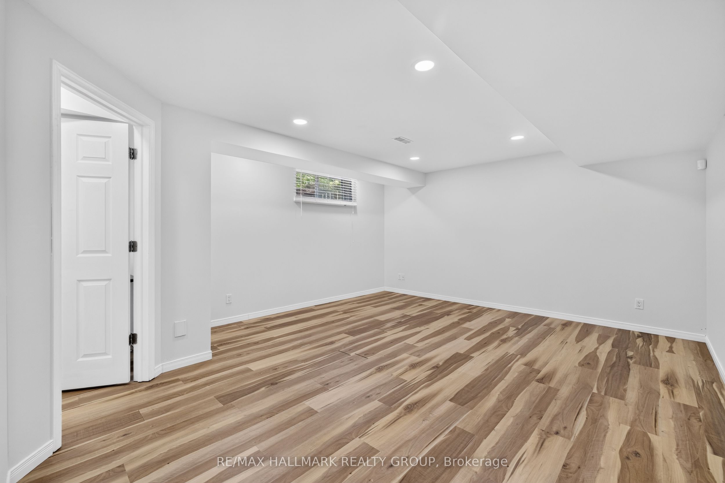42 Glenrill Place S Property Photo 40