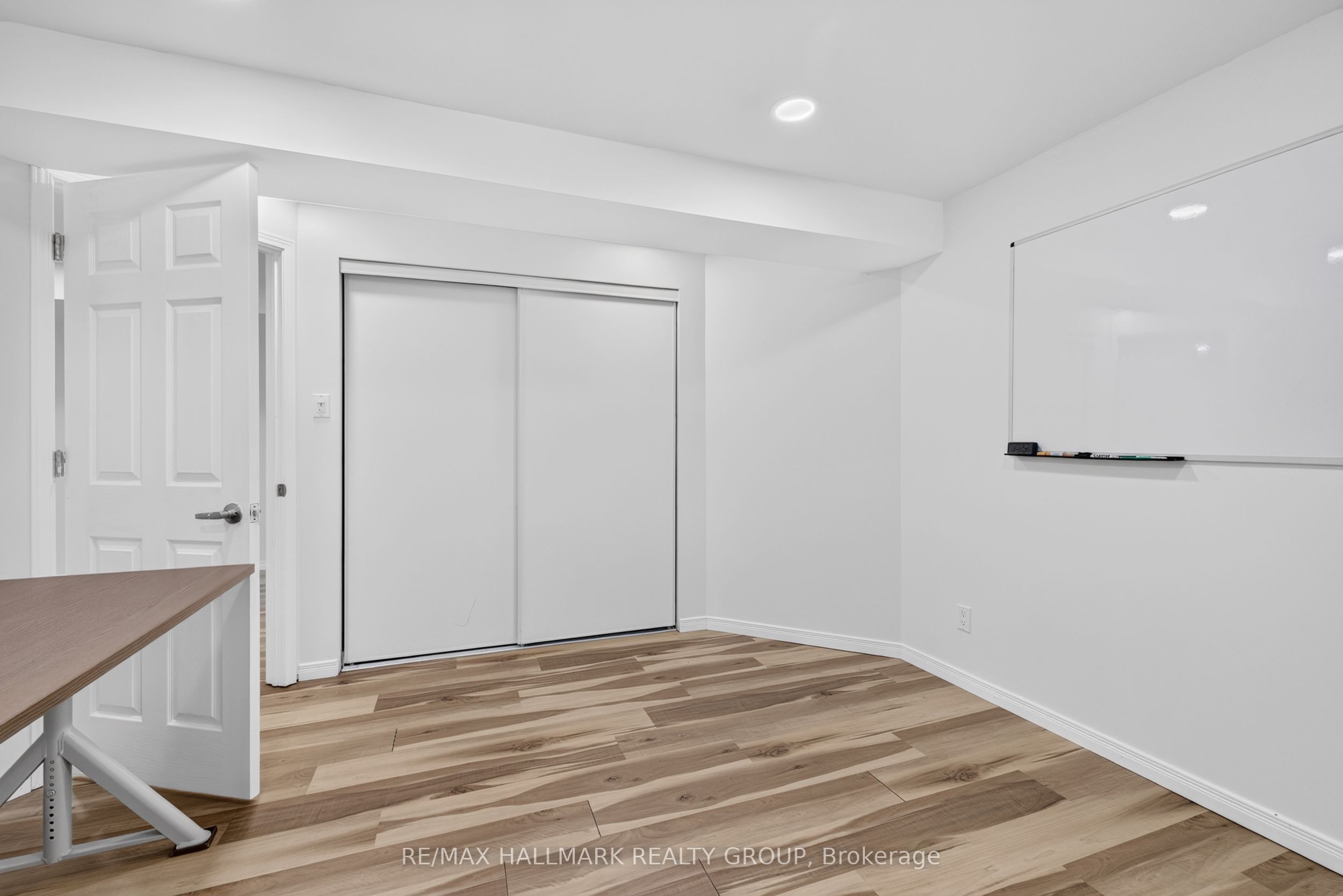 42 Glenrill Place S Property Photo 43