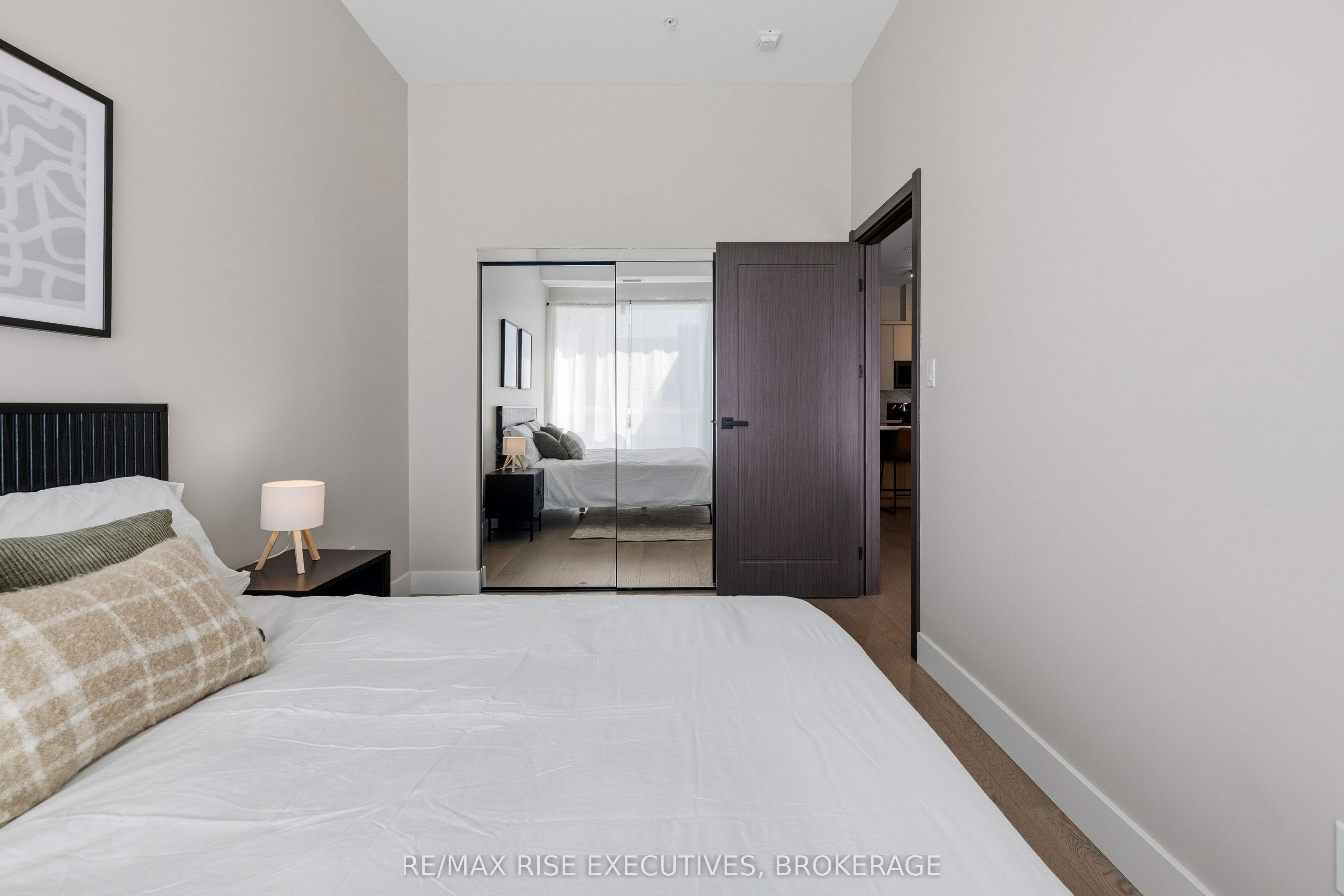 300 Skyfal Lane 204 Property Photo 2