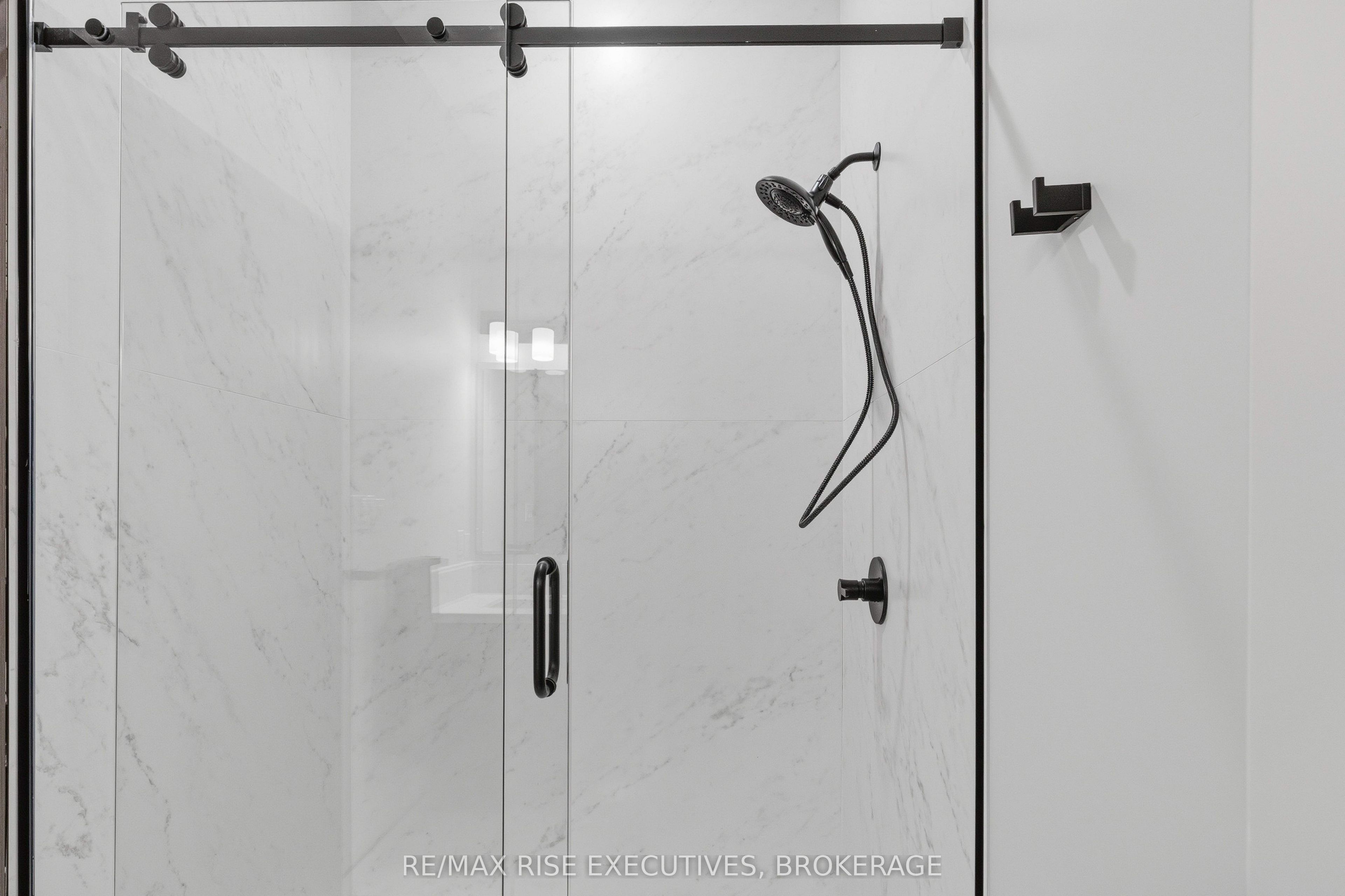 300 Skyfal Lane 204 Property Photo 11