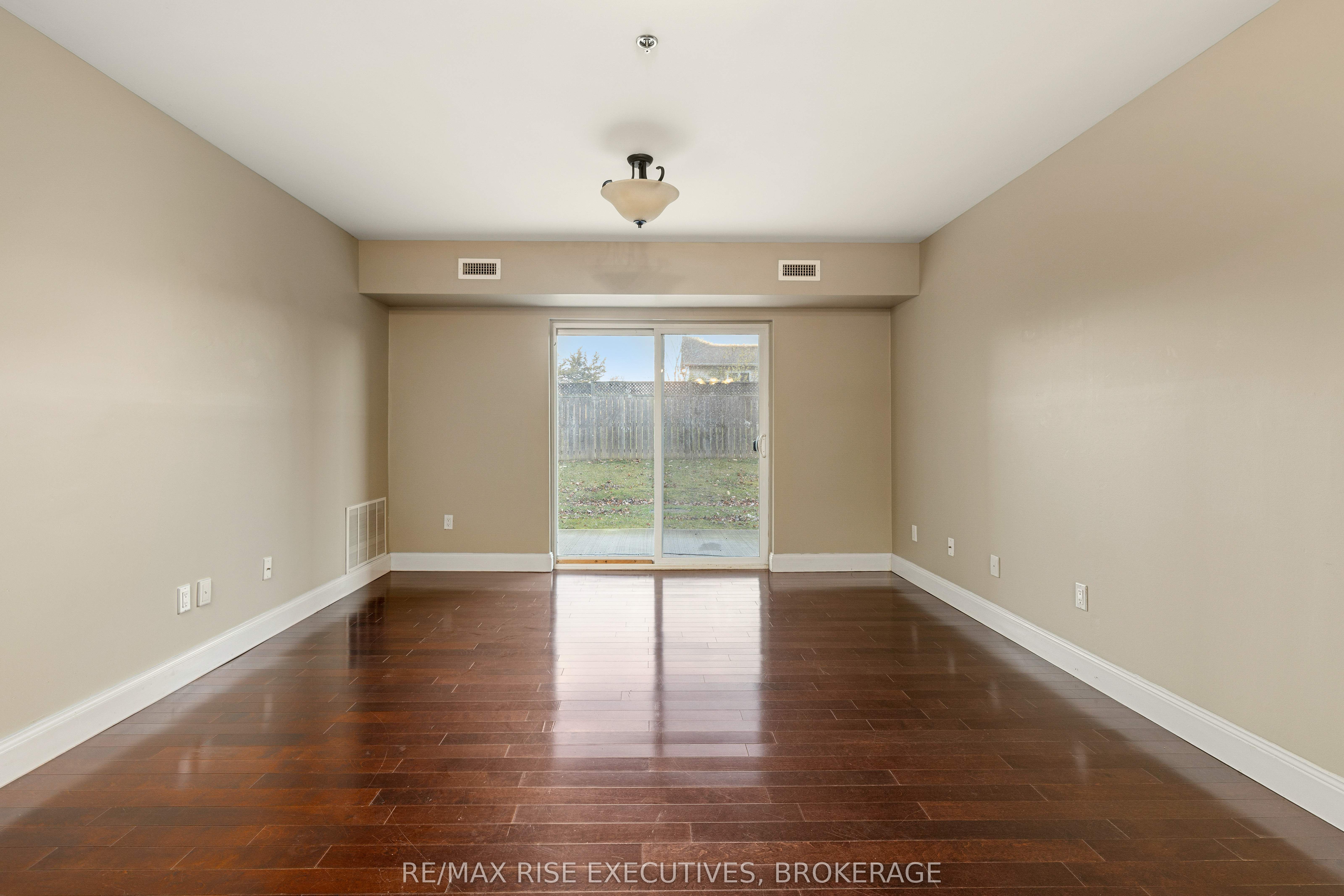 539 Armstrong Road 515 Property Photo 14
